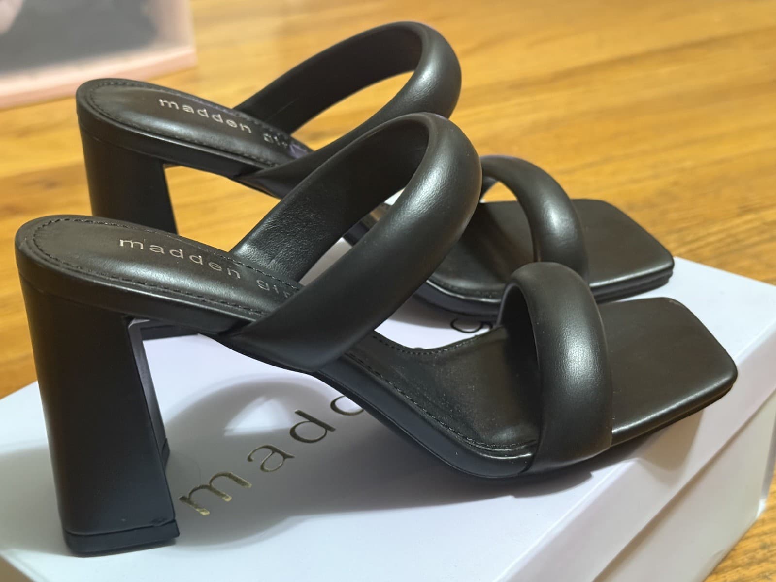 Madden Girl Women's Black Open Toe Strappy Sandal, Dress Block Heel Size 6.5 NIB