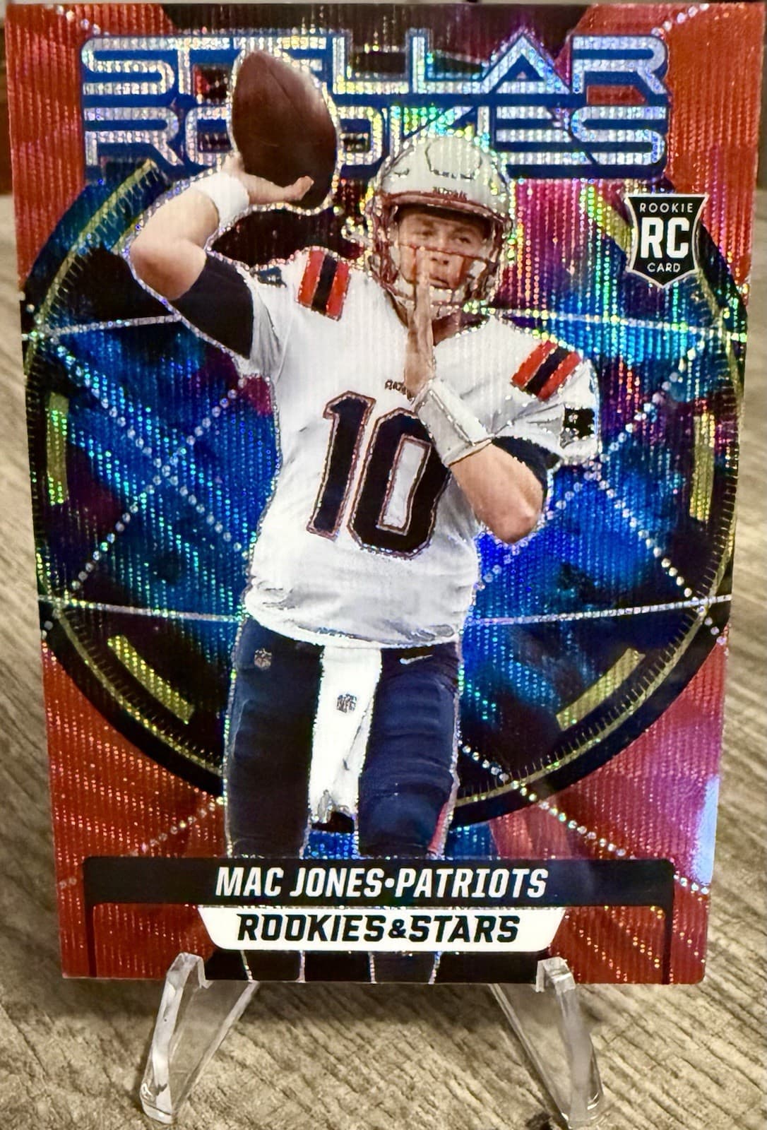 2021 Panini Rookies & Stars - Stellar Rookies Mac Jones #SR-5 Red Wave (RC)