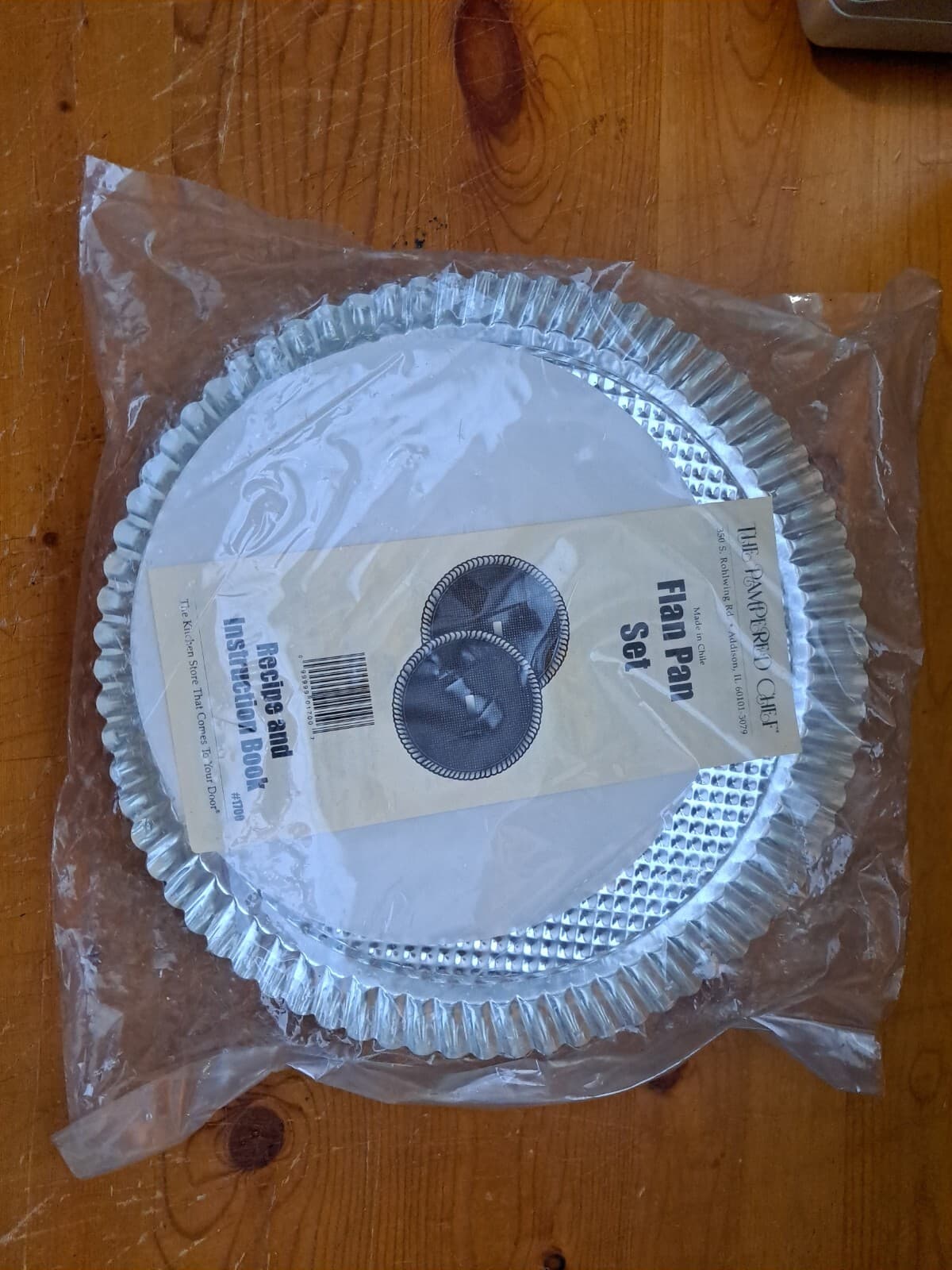 Pampered Chef 10" Flan Pan Set 2 Fluted Baking Tart Quiche Recipe Pamphlet NEW