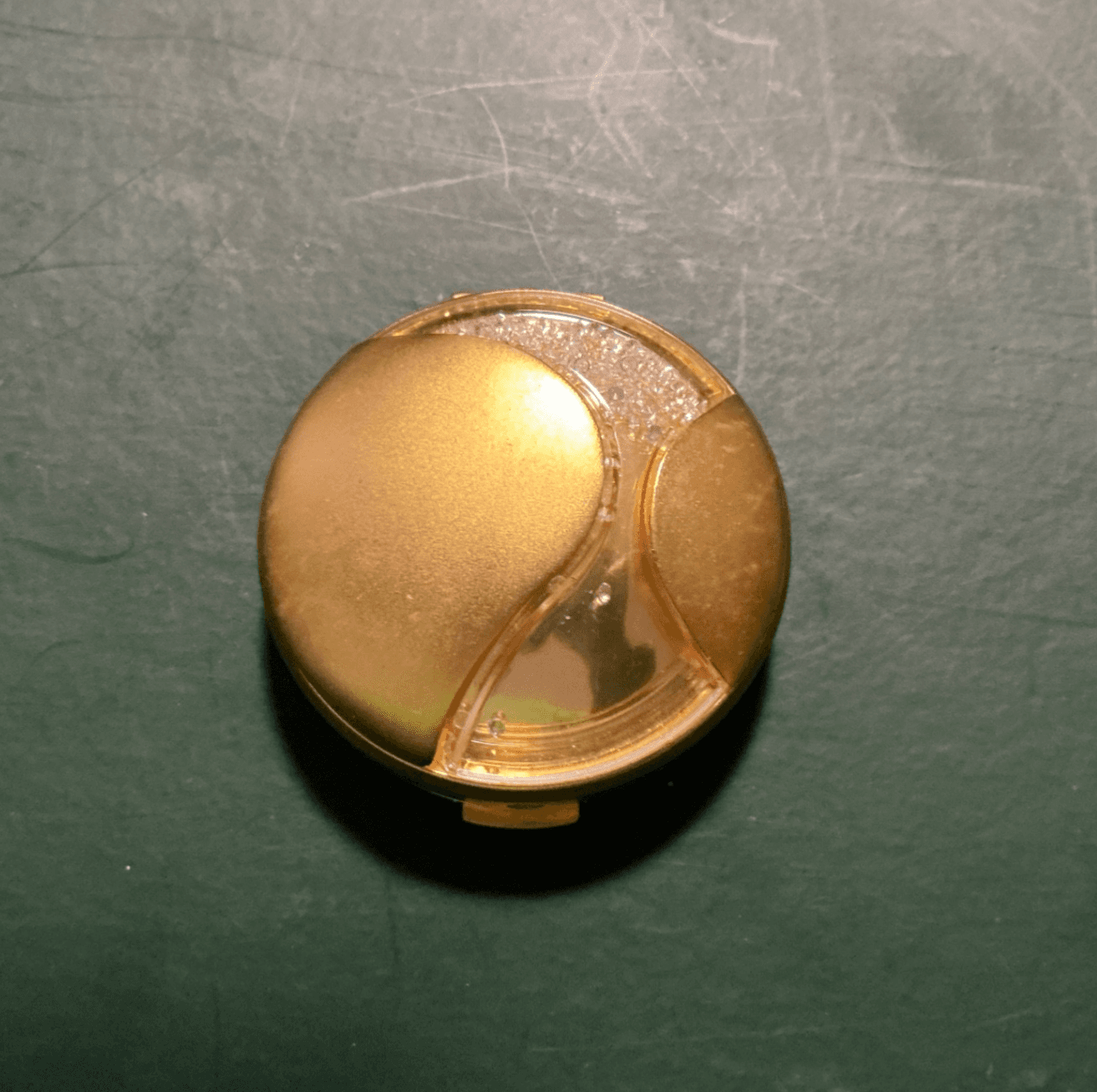 Estee Lauder 2000 Golden Millennium Lucidity Crystal Translucent Powder Compact