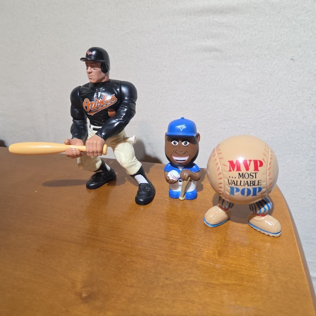 Lot Of 3 Baseball Items