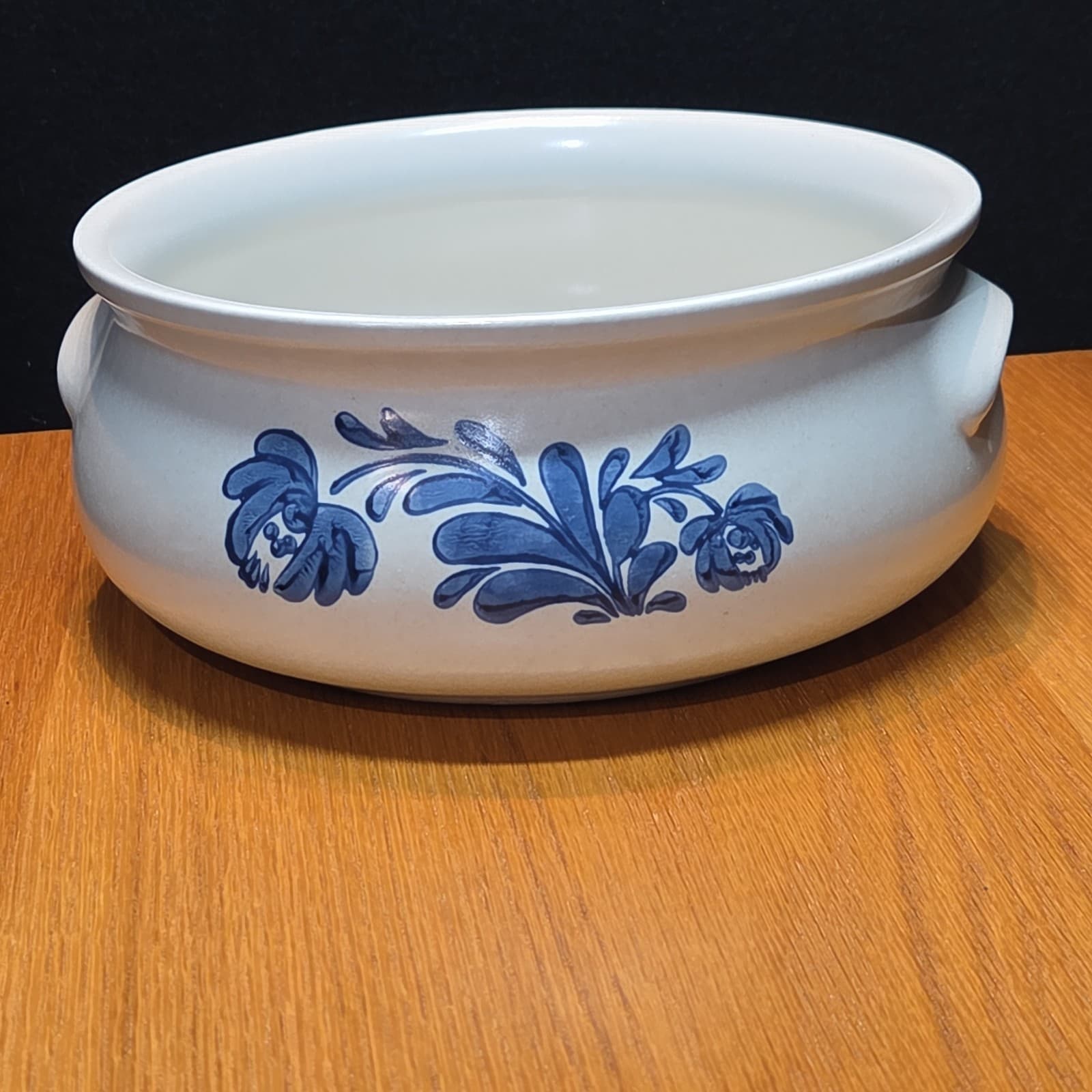 Pfaltzgraff Yorktowne Stoneware 2 Quart Round Casserole 315 NO LID