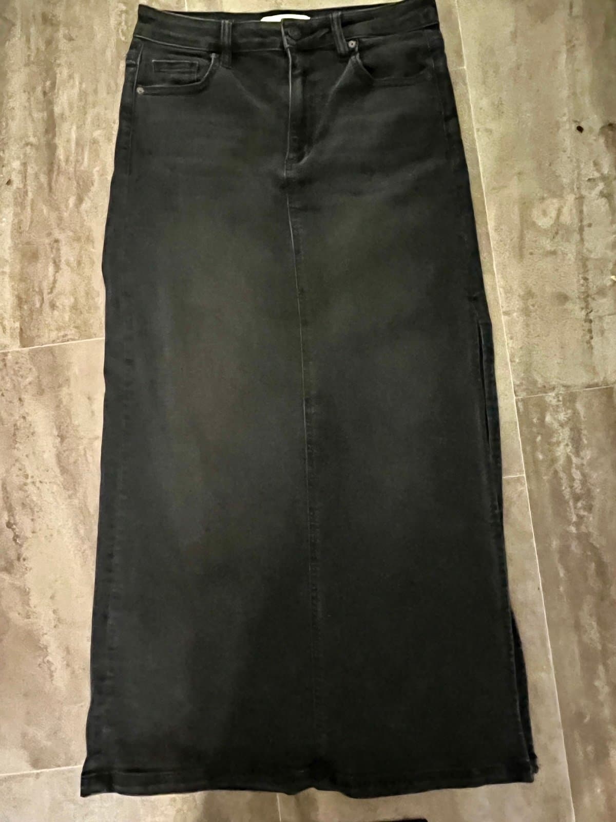 Dark Wash, Denim Skirt, size M