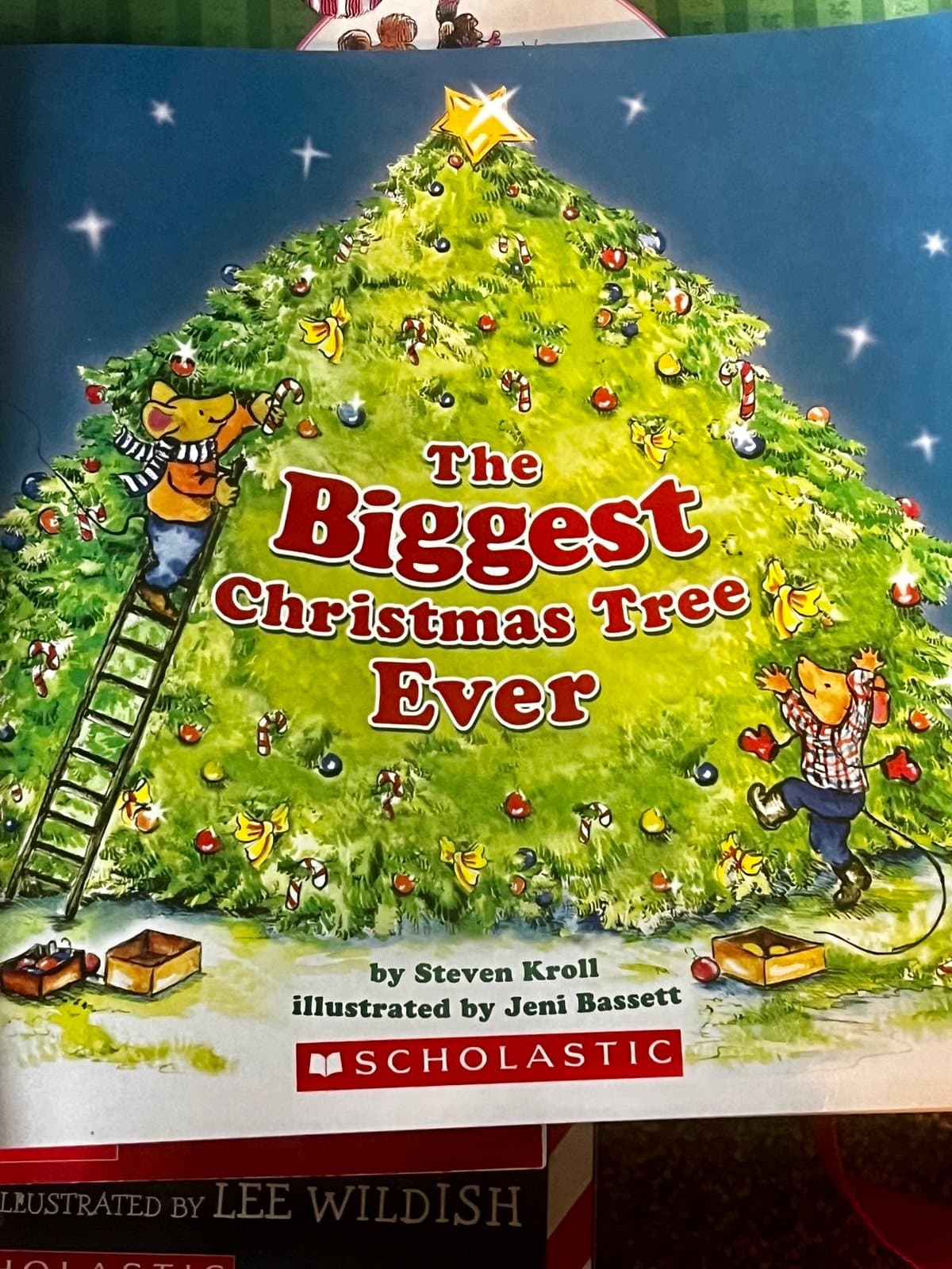 2 Children’s Christmas books. Like new