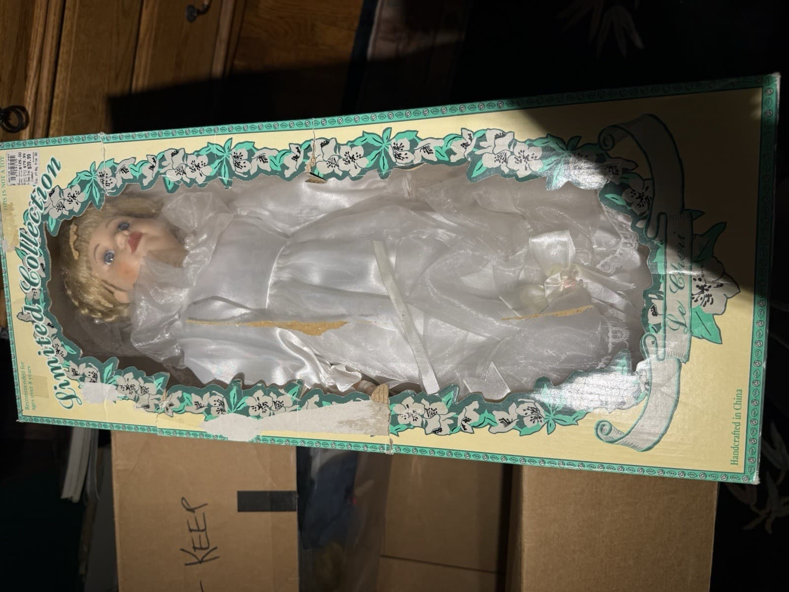 Le Cheri Doll (1236rk4t) Limited edition, this is a collectors doll not a toy