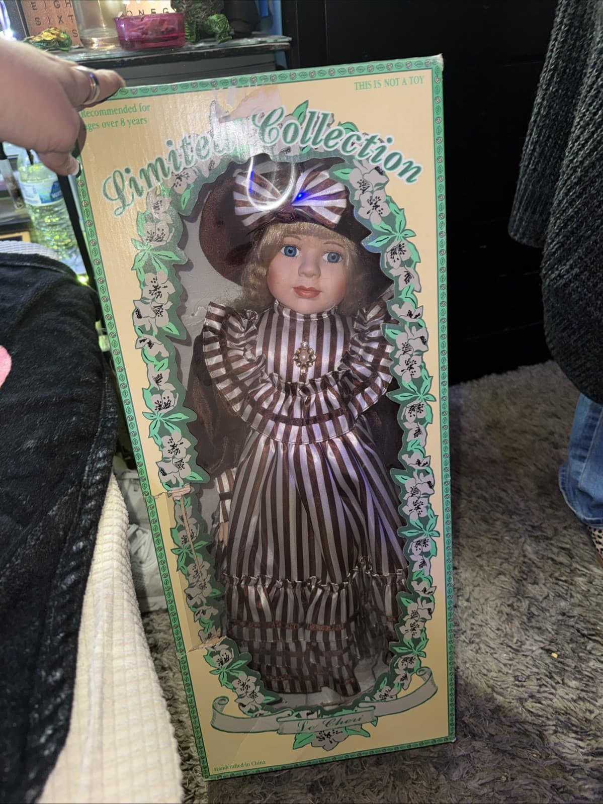 Le Cheri Limited Collection Genuine 21" Porcelain Doll in Box, Jennifer, Mint!