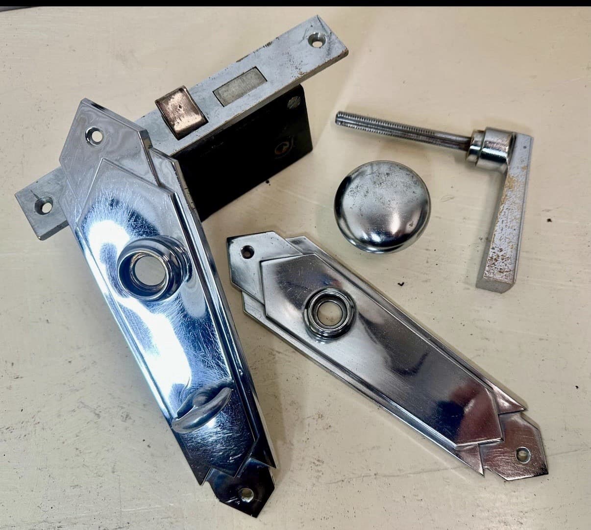 Art Deco Door Knob Set