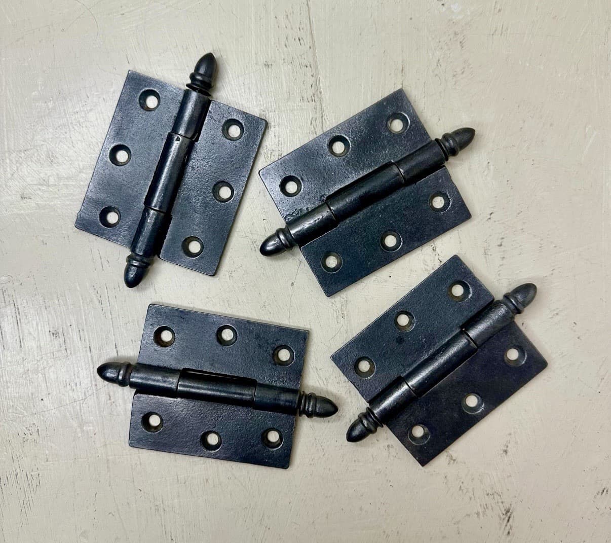 Set of 4 Vintage Cast Iron Acorn Tip Door Hinges 3.5” x 1.75”