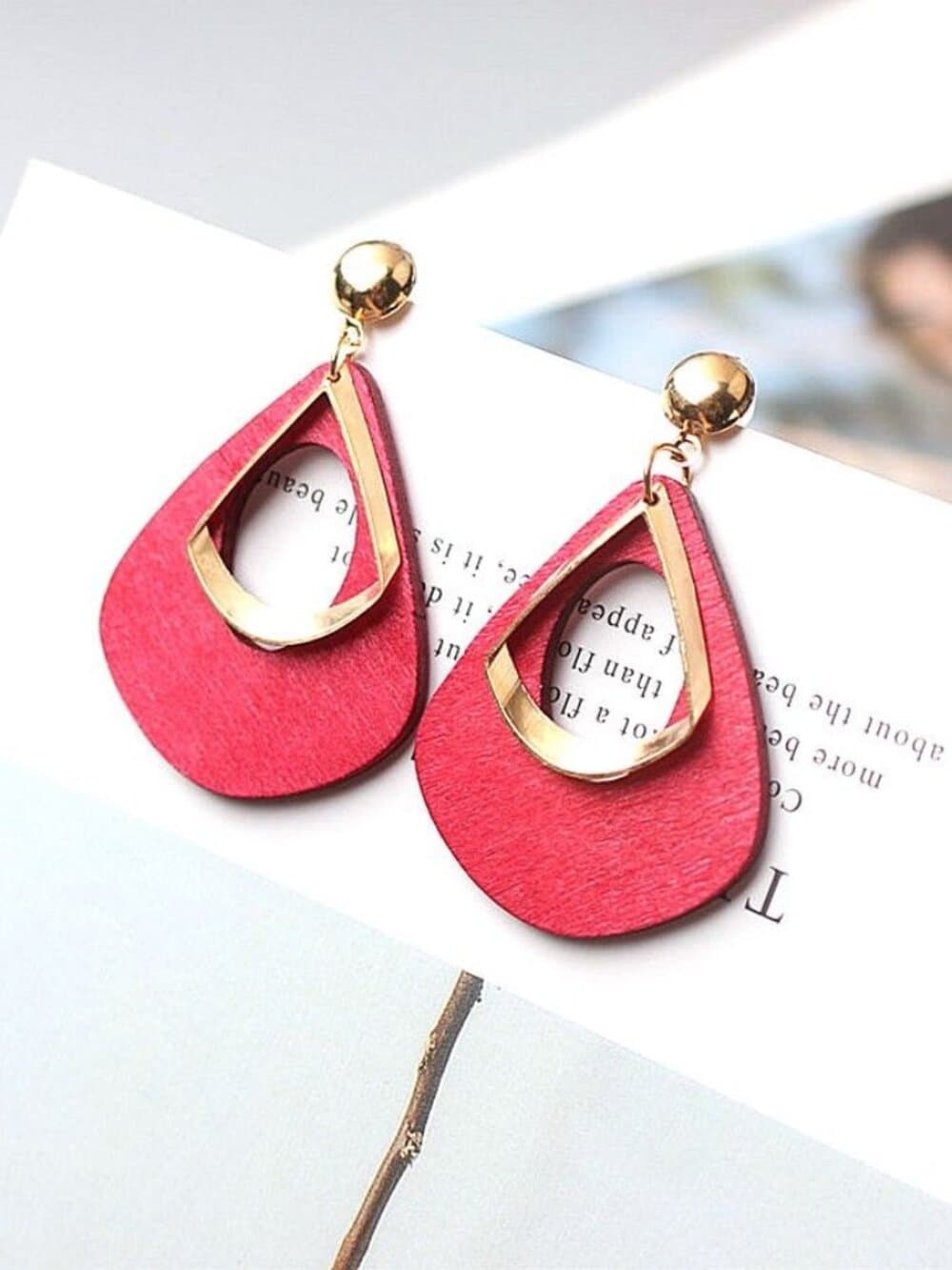 Kaylie Magenta Pink Press Cut Wood Gold Layer Teardrop Earrings Gift Packaged