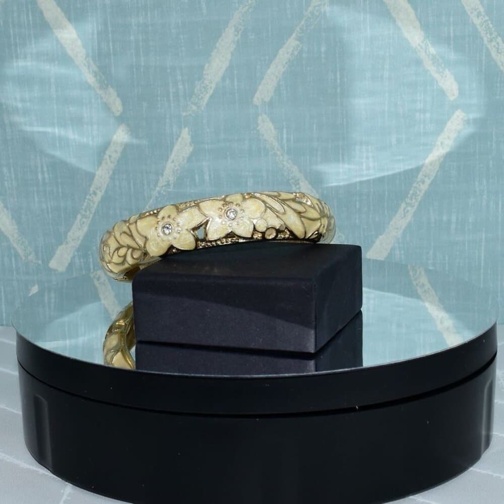 Artistic Pearlized Floral Enamel Hinged Bracelet Caroline C Estate Collection