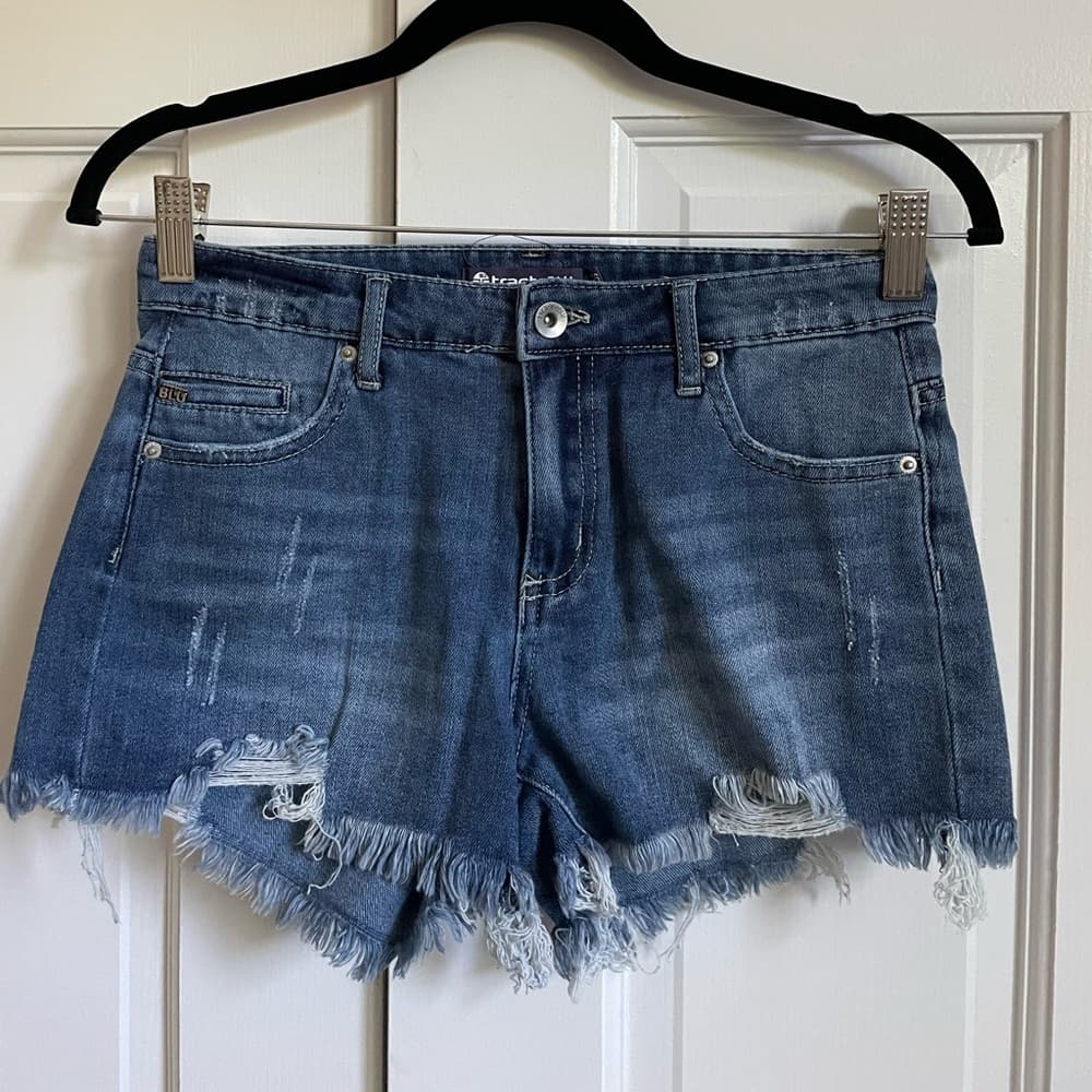 Tractr Women’s Denim Jean Shorts Cutoffs Distressed Size 26