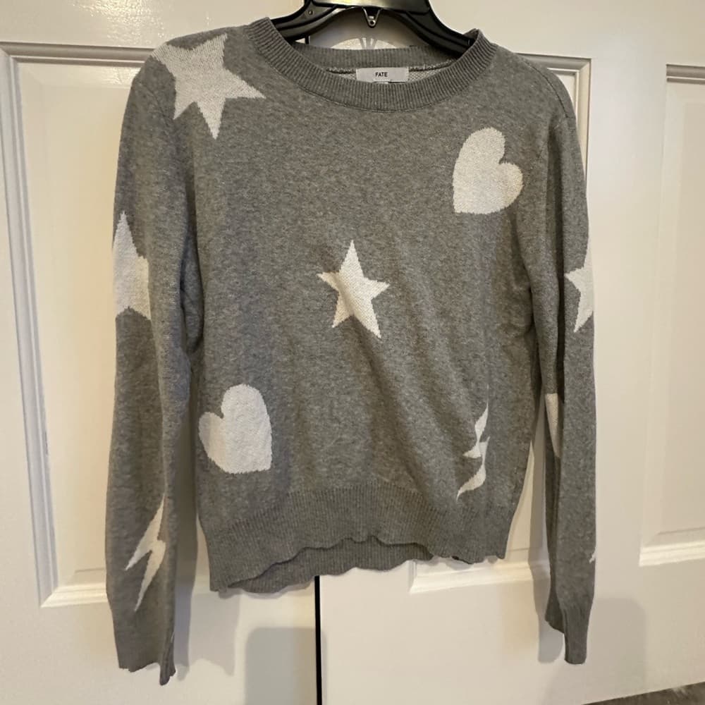 Fate printed heart, star and lighting bolt sweater, Size small