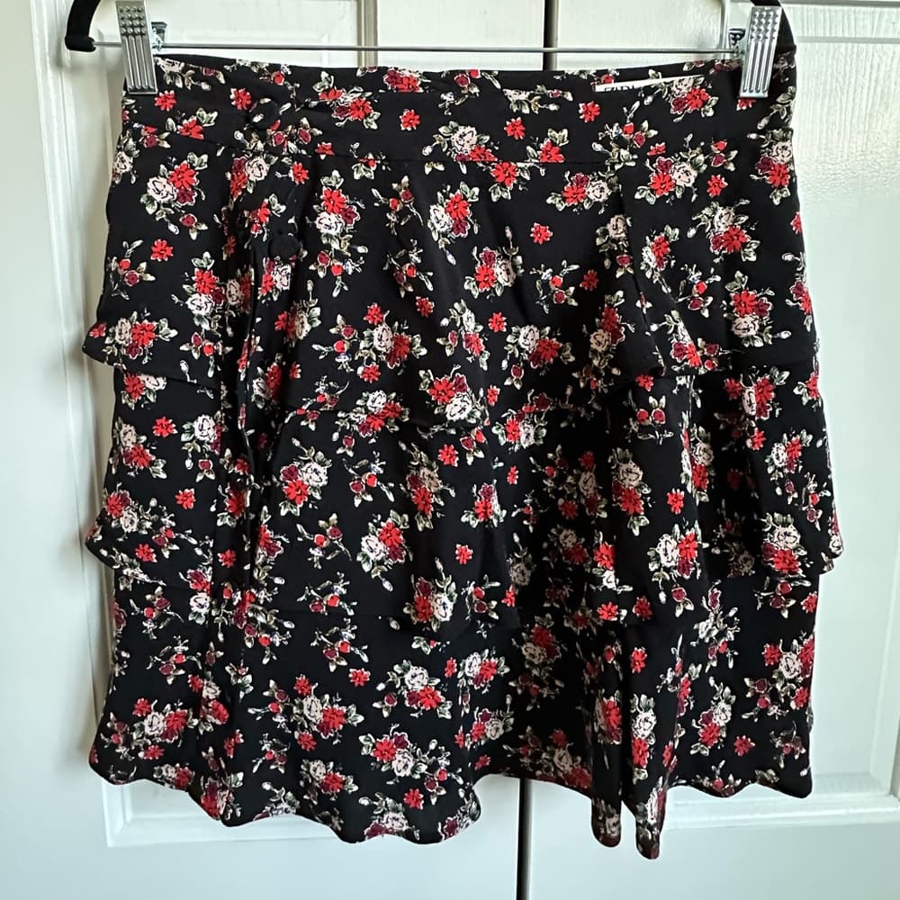 Zara Tiered Floral Mini Skirt
