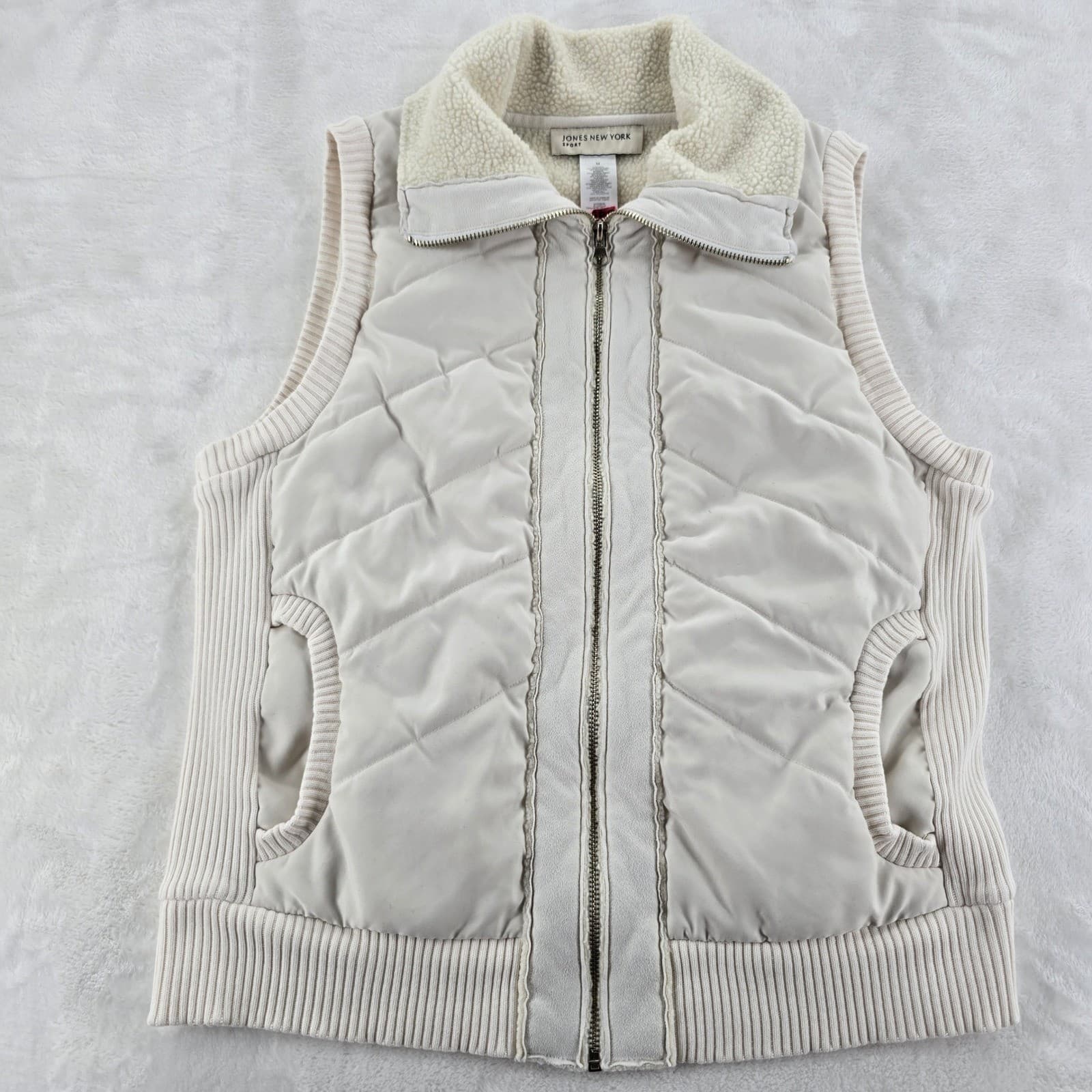 Jones New York Sport Vest Womens Medium Vest Cream Quilted Sherpa Collar