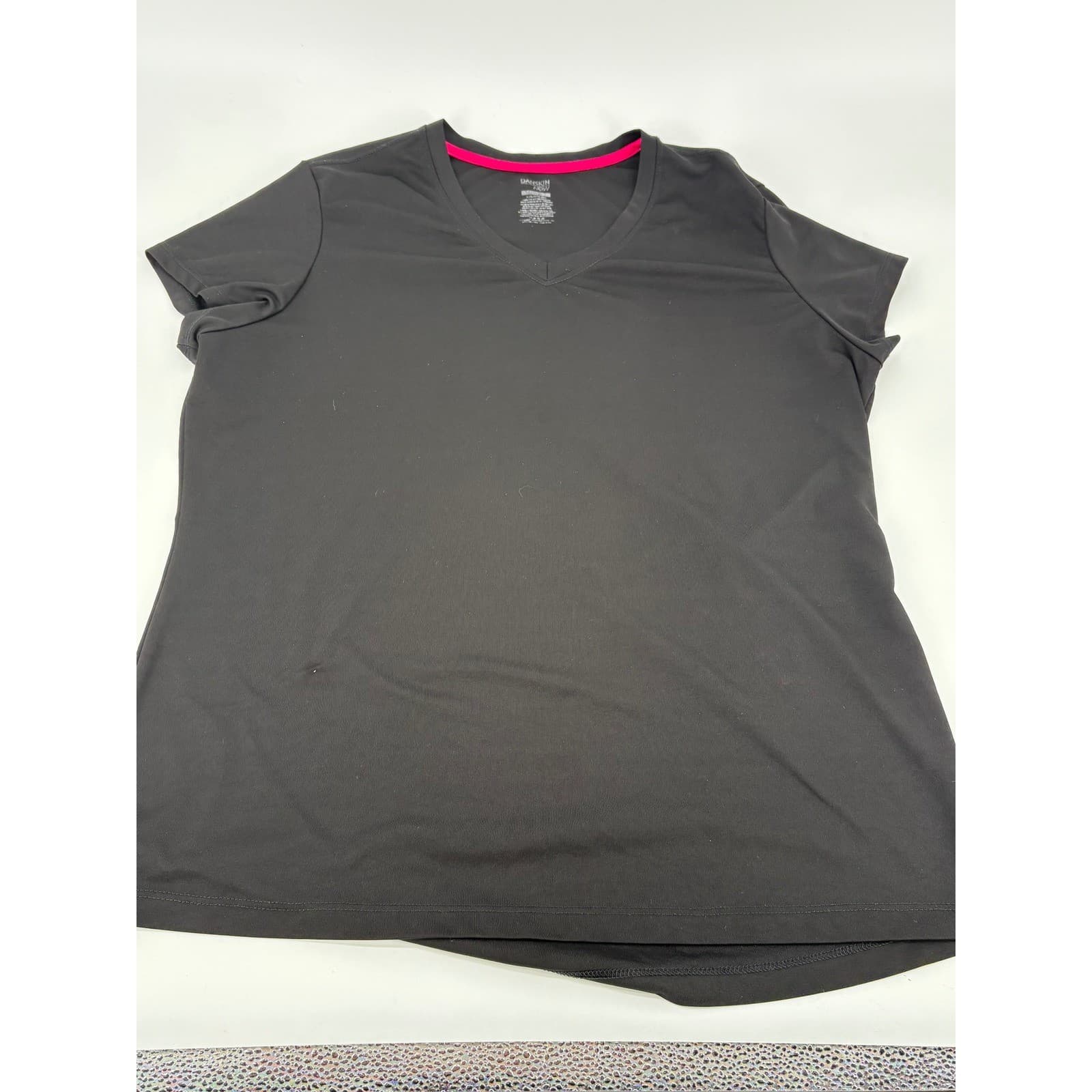 Danskin Now Womens Black V-Neck Athletic Top Plus Size 2XL Short Sleeve *