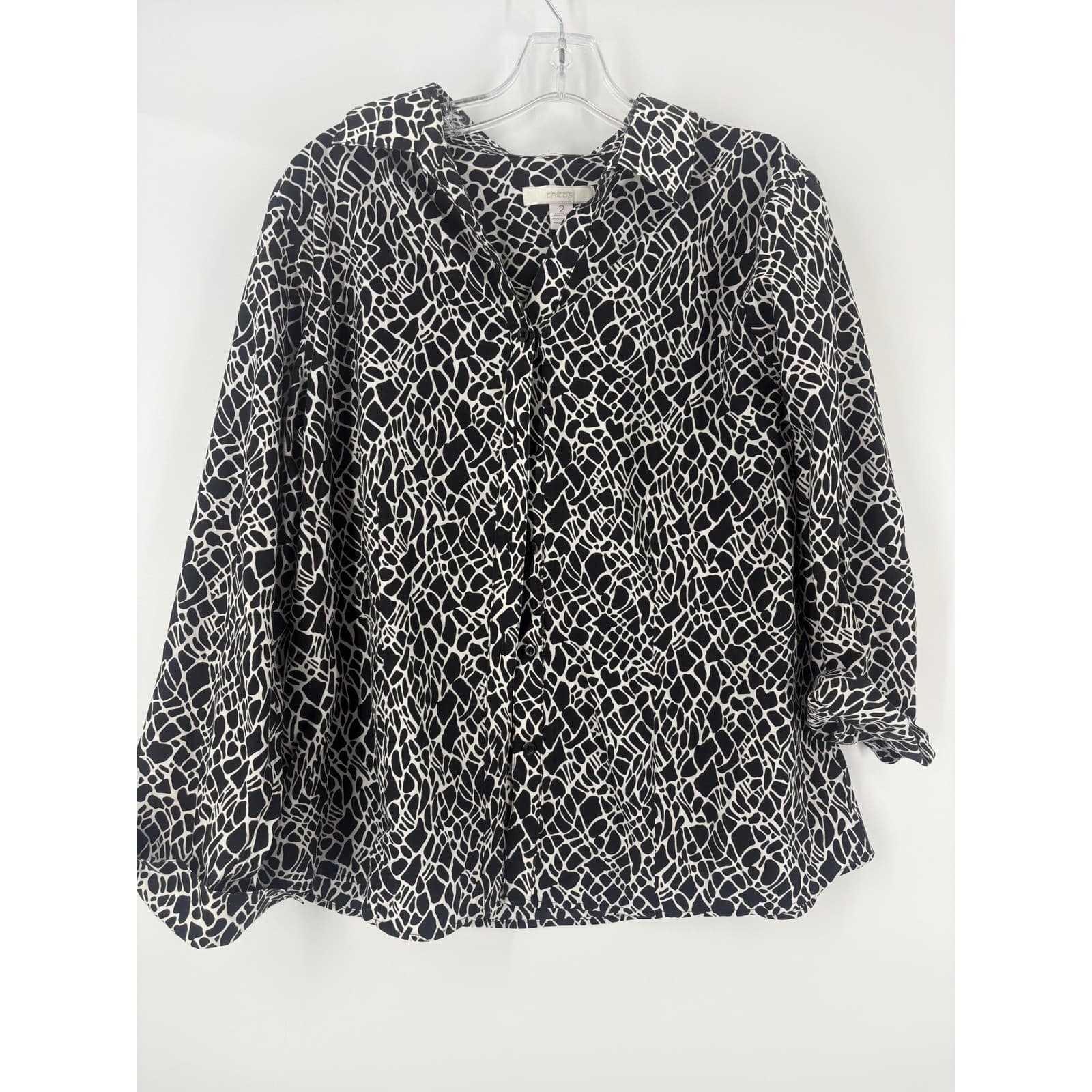 Chicos Womens Black White Abstract Print Button Up Shirt Blouse Top Size 2
