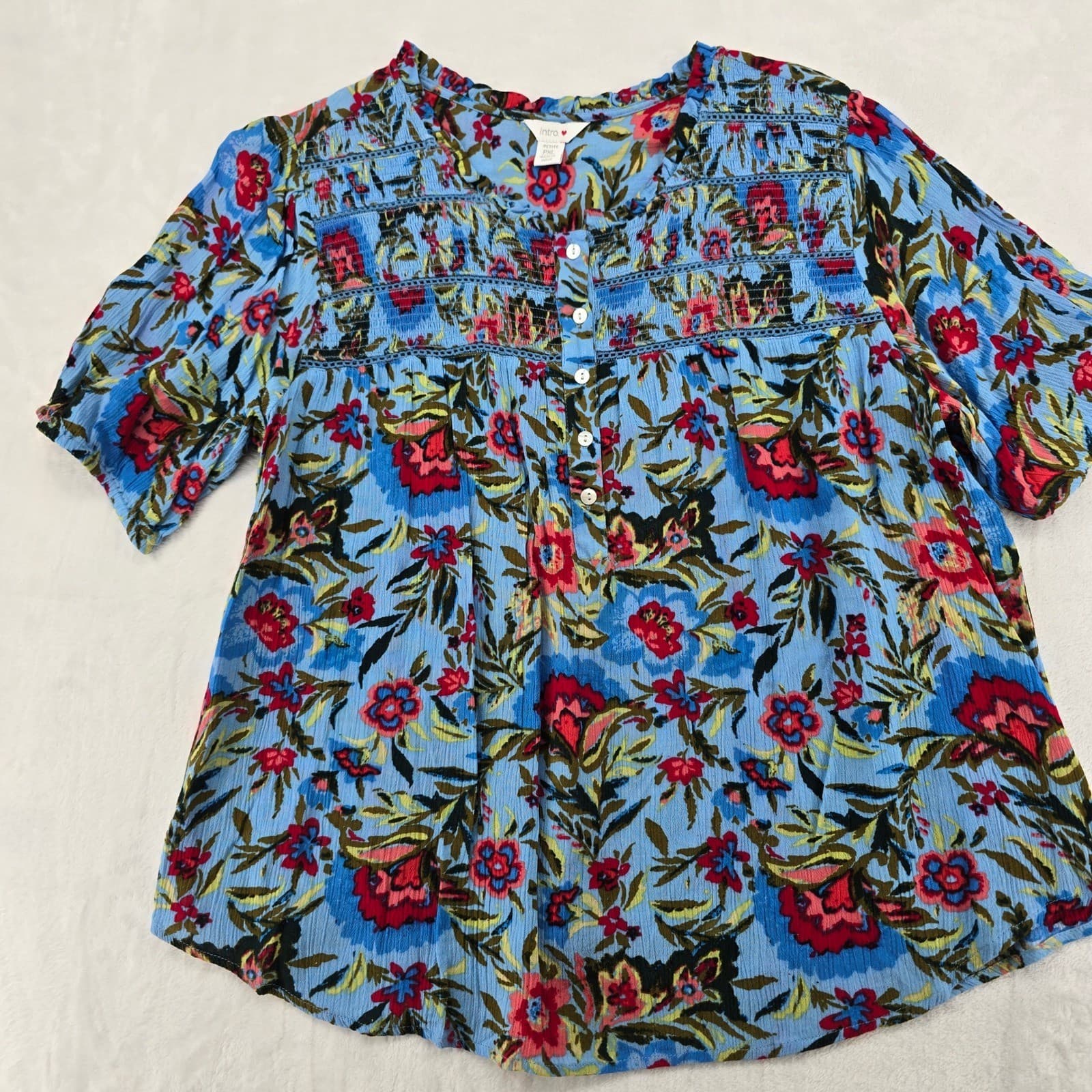 Intro Top Womens PXL Blouse Blue Floral Rayon Smocked Henley Short Sleeve