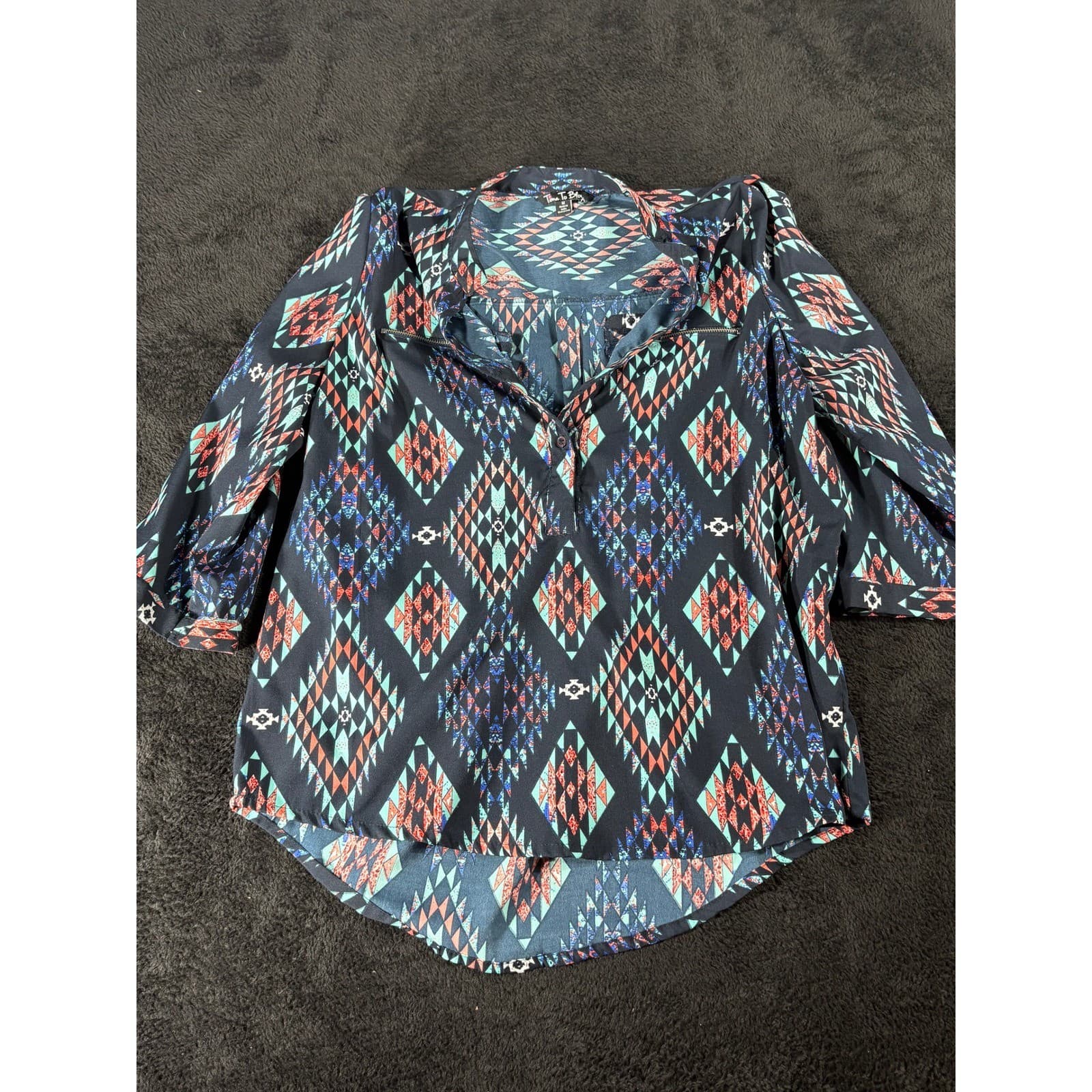 Time To Bloom Blouse Medium Geometric Print 3/4 Sleeve Button Up Casual Top