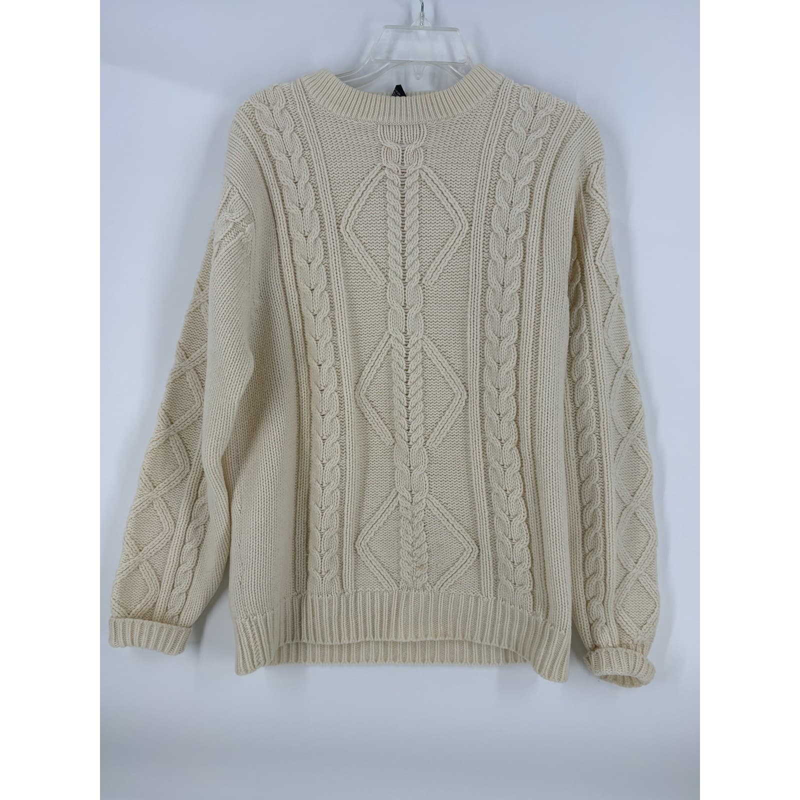 Cream Cable Knit Sweater Crew Neck Long Sleeve Warm Cozy Casual Fall Winter