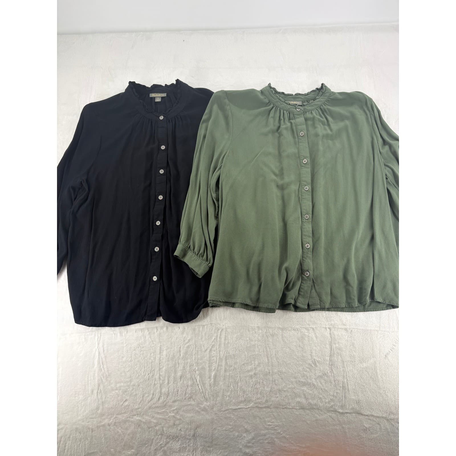 Style & Co Blouse Womens PXL Button Down Black Green Lot of 2 Ruffle Neck Rayon