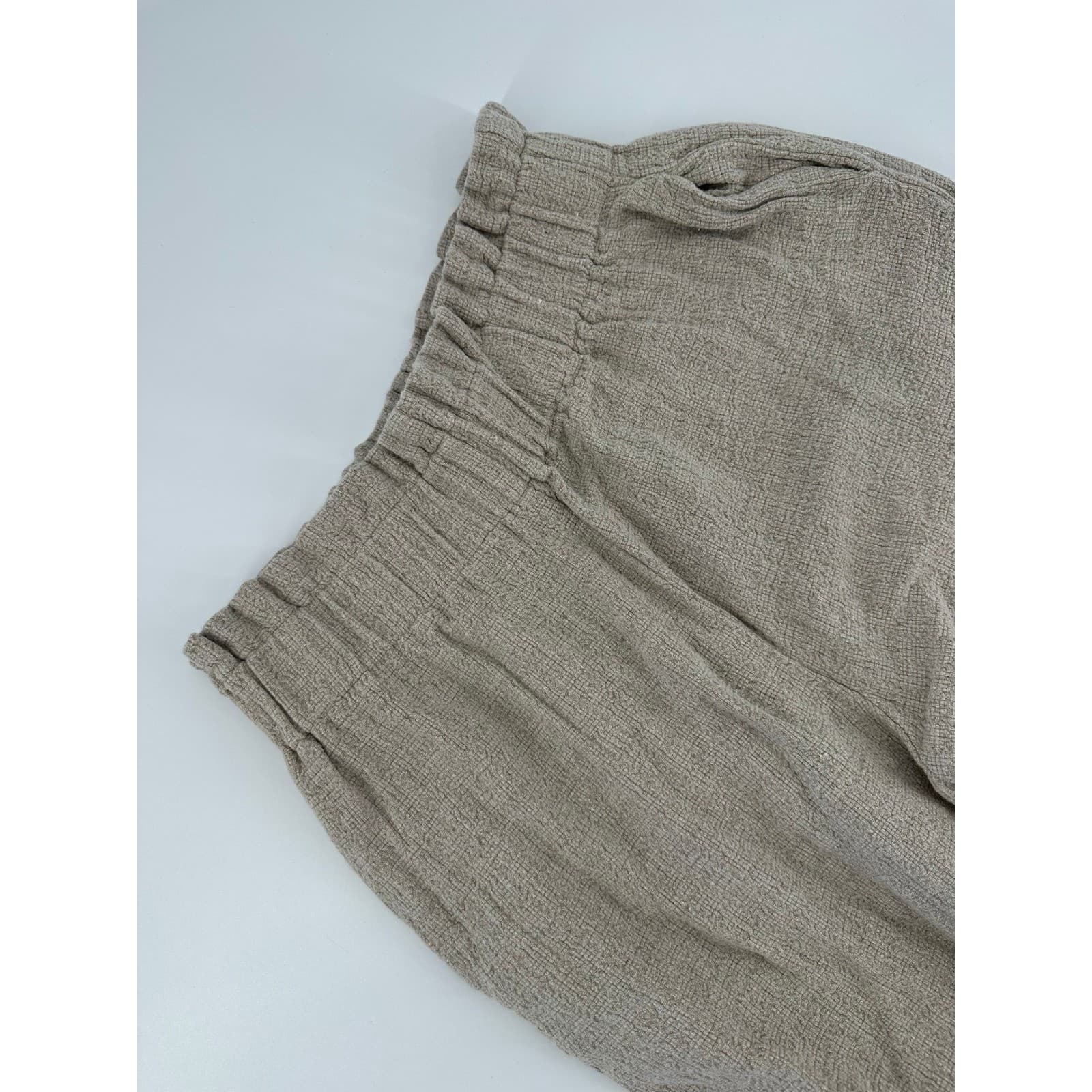 CP CILL Women's Beige Textured Wide Leg Cropped Pants Size M