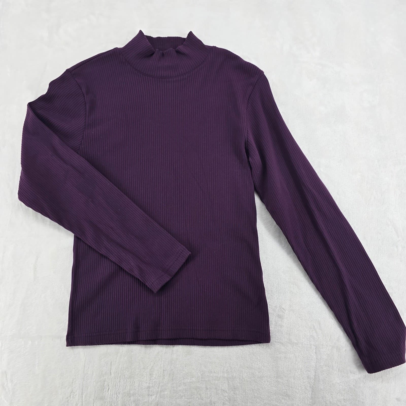 Liz Claiborne Top Womens M Mock Neck Purple Ribbed Long Sleeve Lizwear Shirt