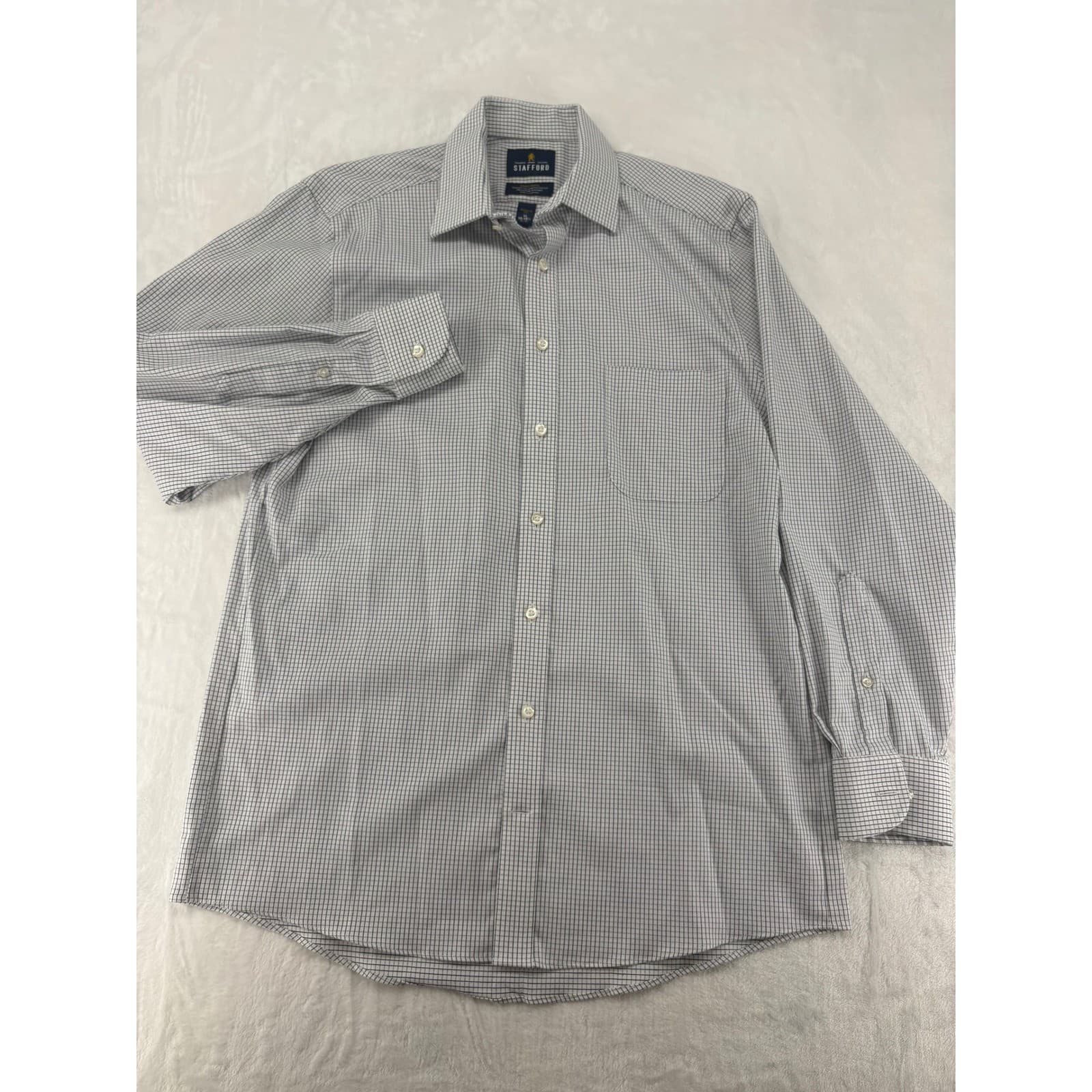 Stafford Button Down Mens M Shirt White Blue Check Tailored Culture Sweat Repel