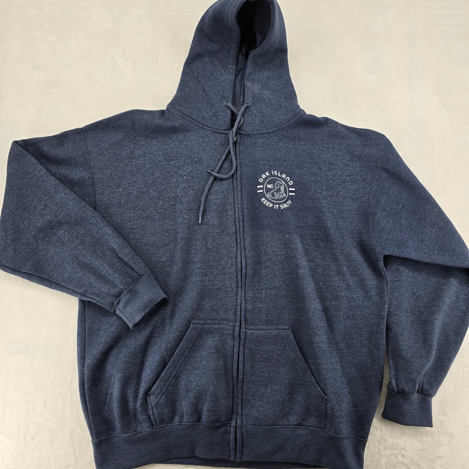 Pacific & Co Zip Hoodie Mens XL Hoodie Blue Oak Island NC Keep It Salty Graphic