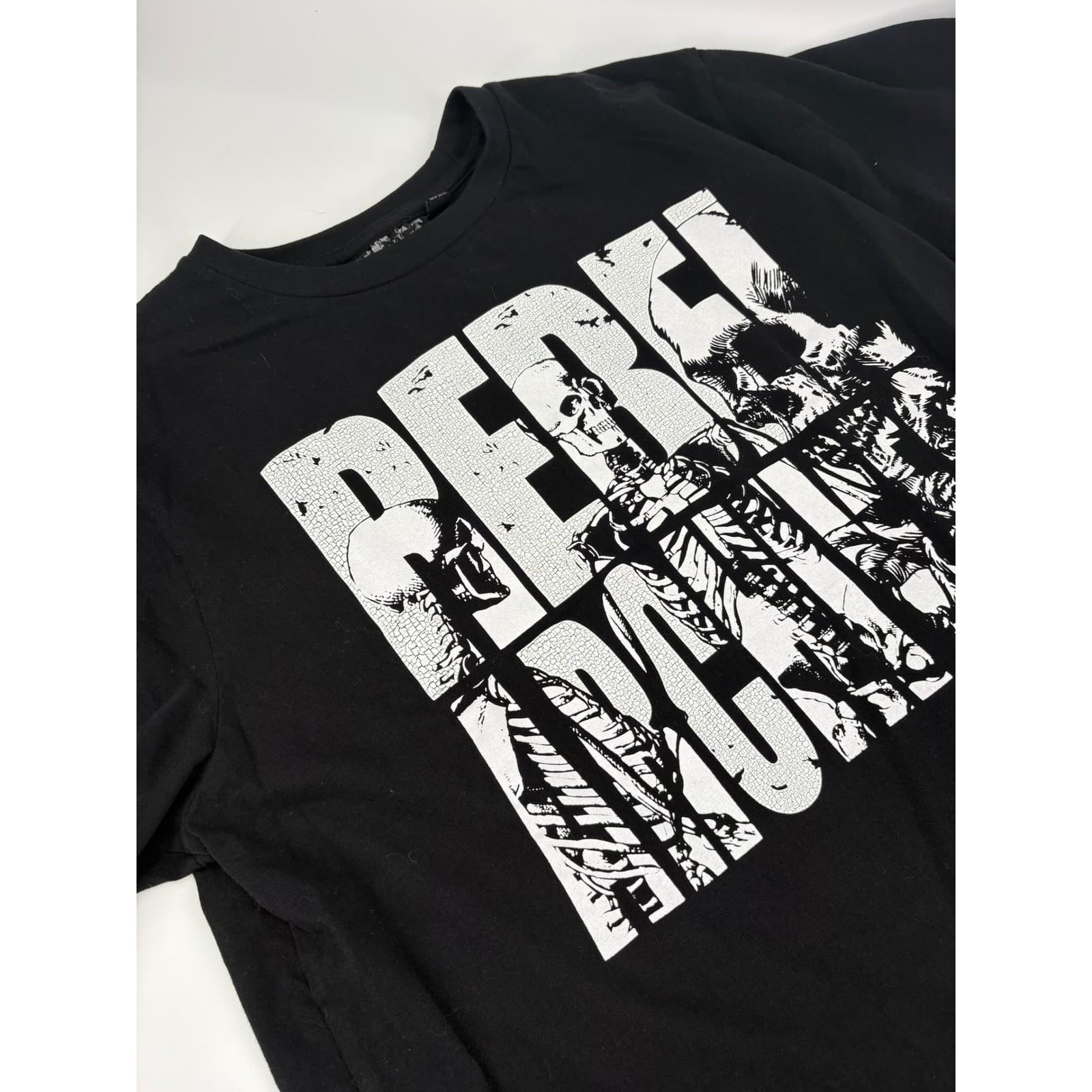 REBEL VENGEANCE Men's Black all Over Skeleton Graphic T-Shirt Size XL