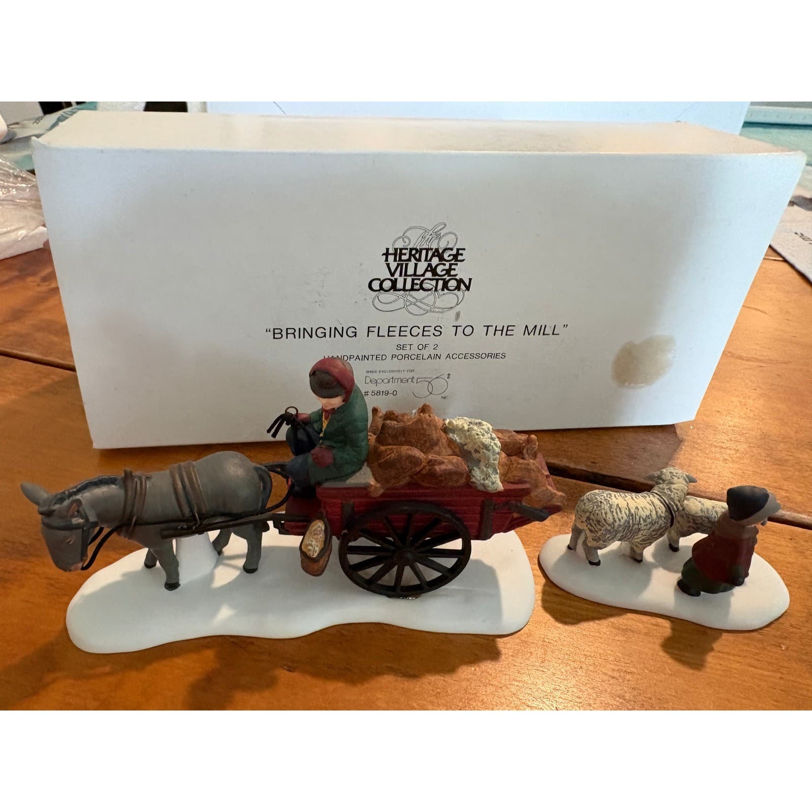 Department 56 Heritage Village Collection OS Accessory Multi Bringing Fleeces