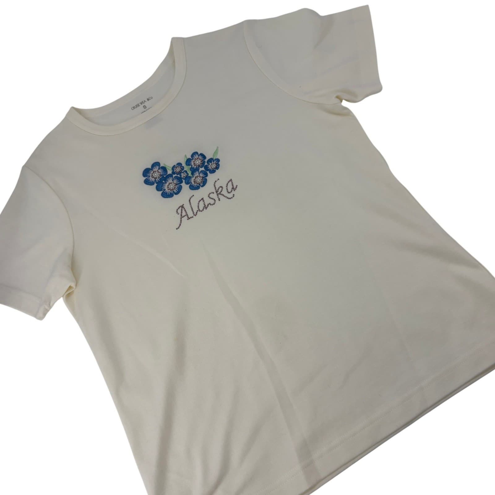 Cruise Wear & Co T-Shirt Womens S Tee Ivory Alaska Embroidered Rhinestone Cotton