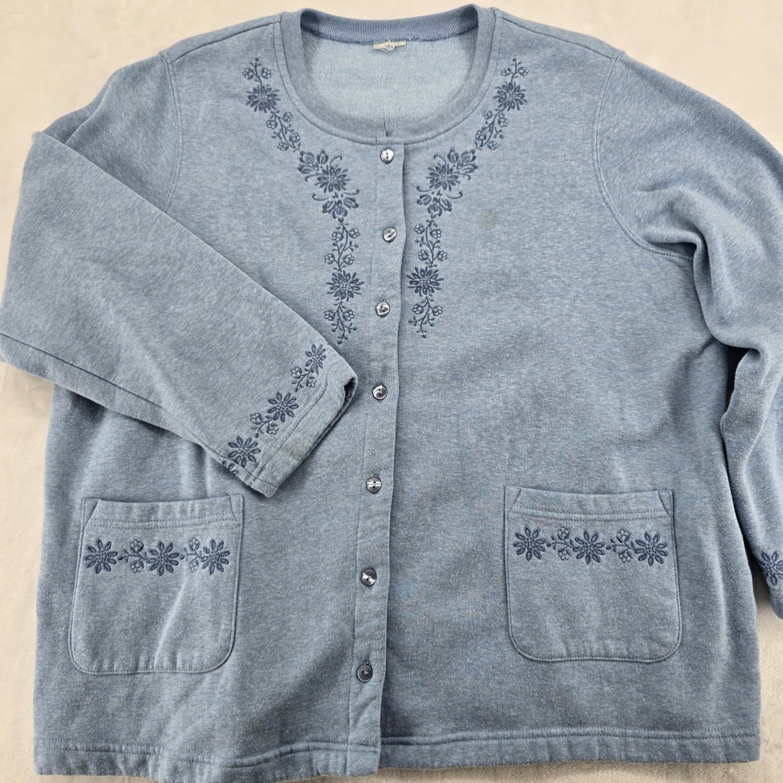 Cardigan Womens XL Sweatshirt Blue Floral Embroidered Button Front Pockets