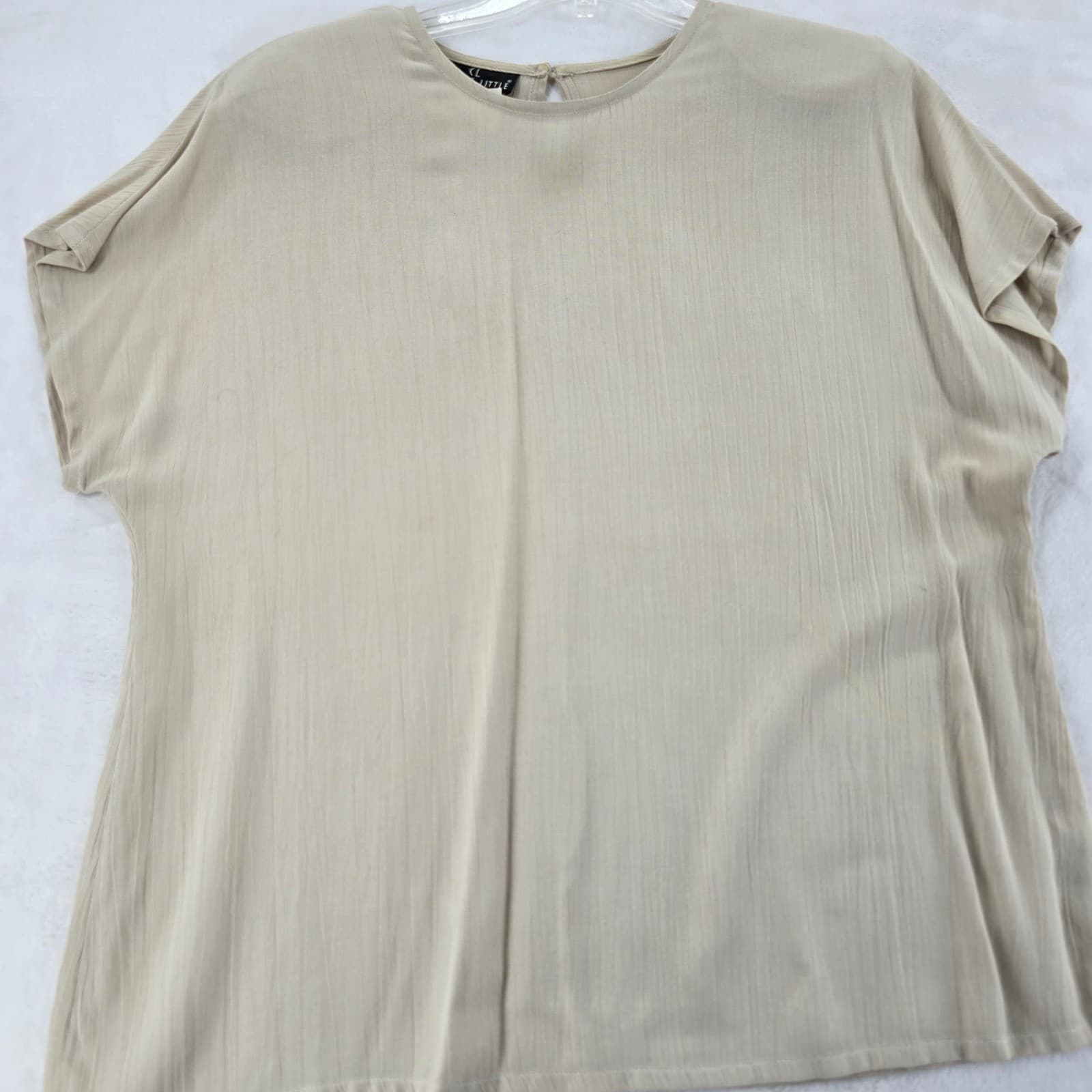 Carole Little Blouse Womens 8 Top Beige Rayon Textured Short Sleeve Vintage