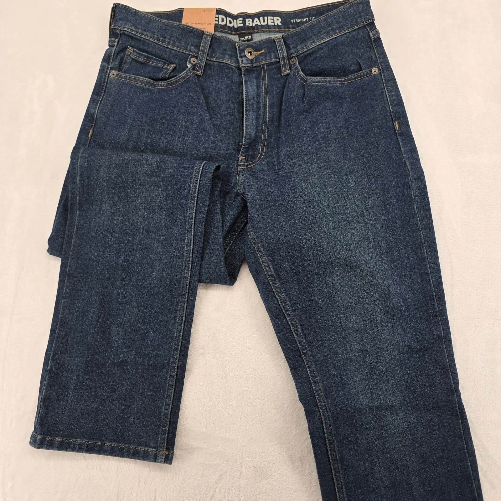 Eddie Bauer Jeans Mens 32x30 Straight Fit Denim Blue 1741596 NWT
