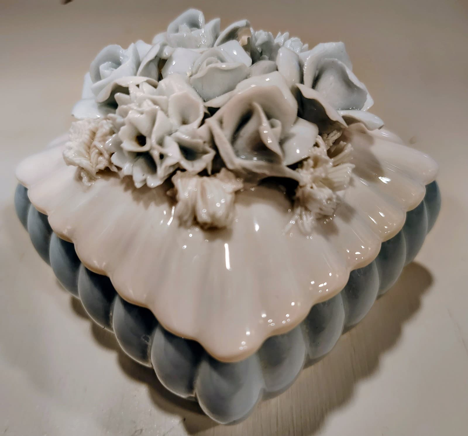 Vintage Japan Blue White Porcelain Floral Trinket Box