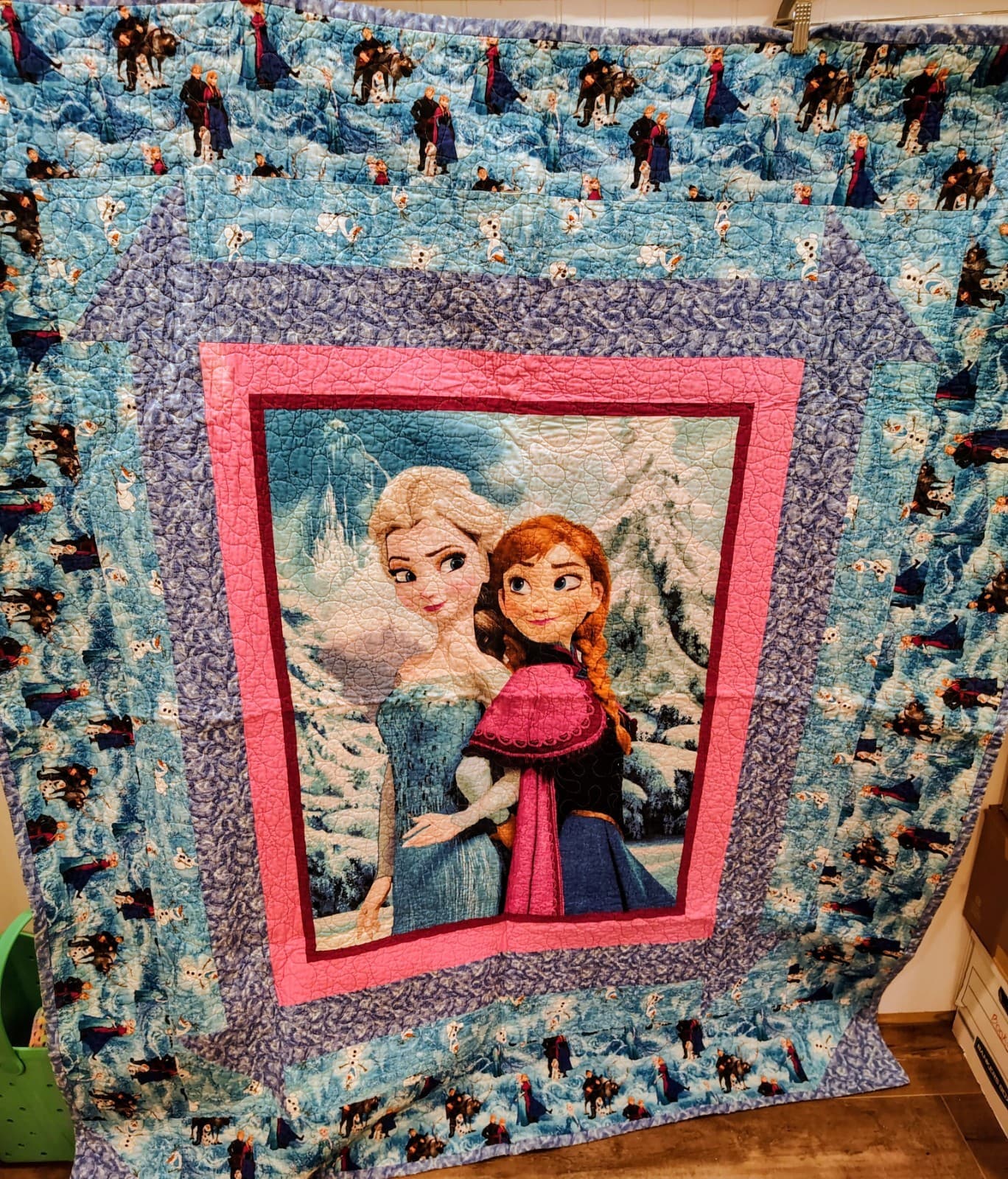 Handmade Disney Frozen quilt, Anna Elsa, 60 x 70 inches , EUC, 2014