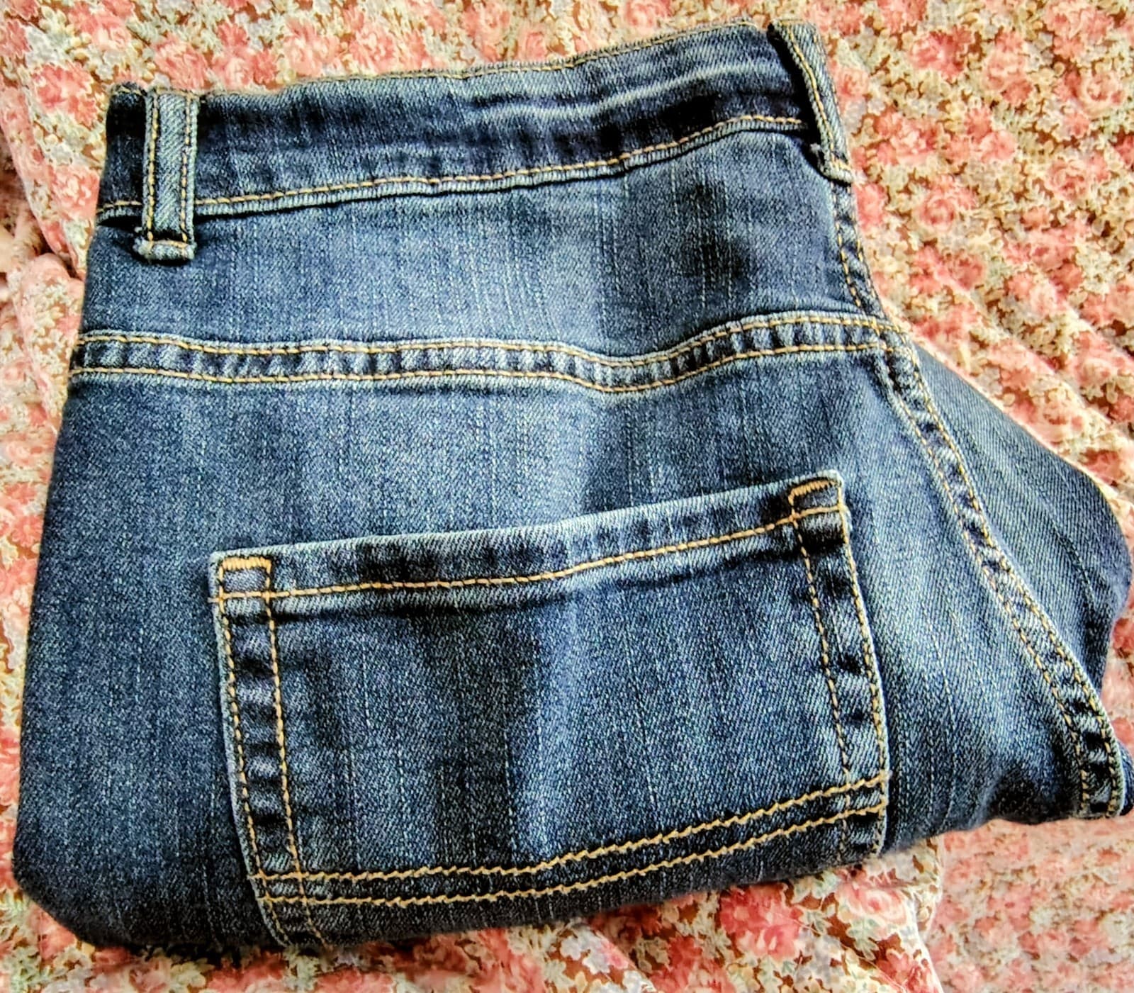 The Childrens Place Boys Size 14 Husky Blue Denim Jeans