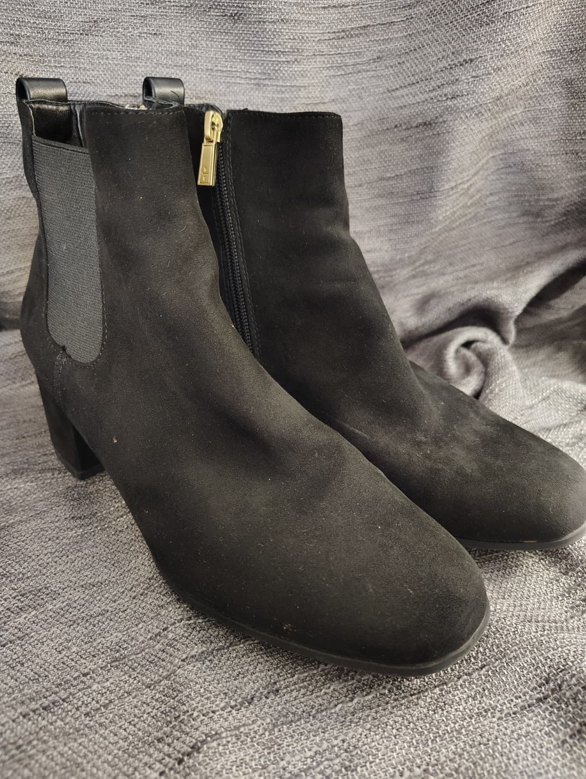 Kenneth Cole Reaction Inner Zipper Leather Anklet Boots Women's Size 8 Black