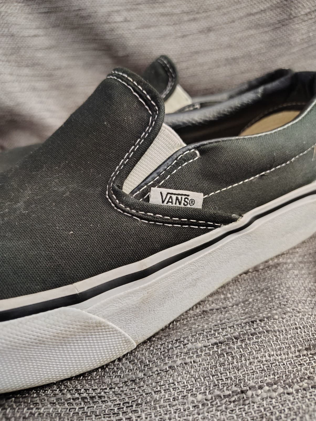 Size 7.5 - VANS Authentic Off The Wall Black VN0A348ALW7