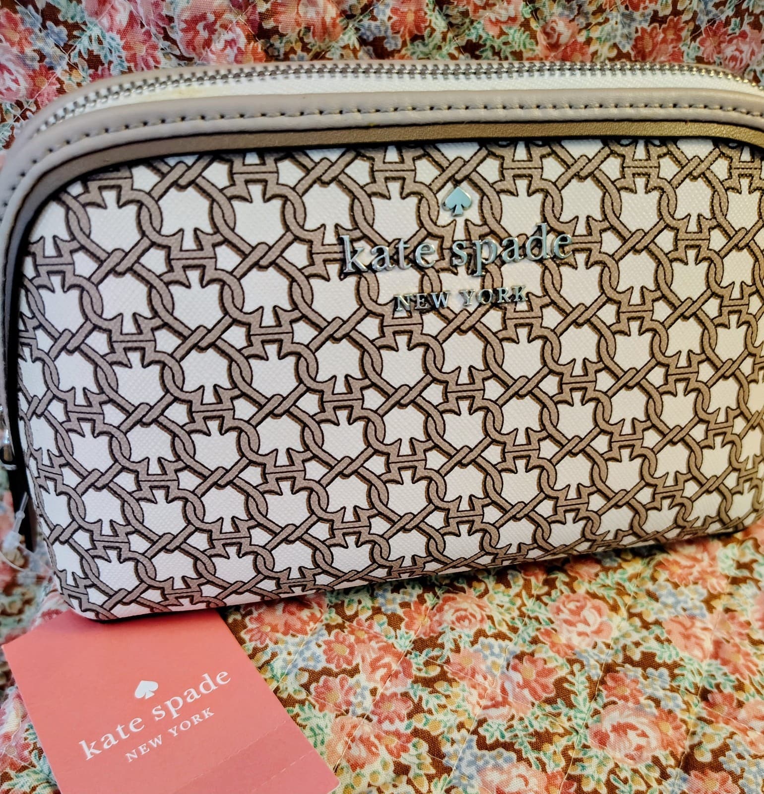 NWT kate spade makeup pouch bag MSRP $69
