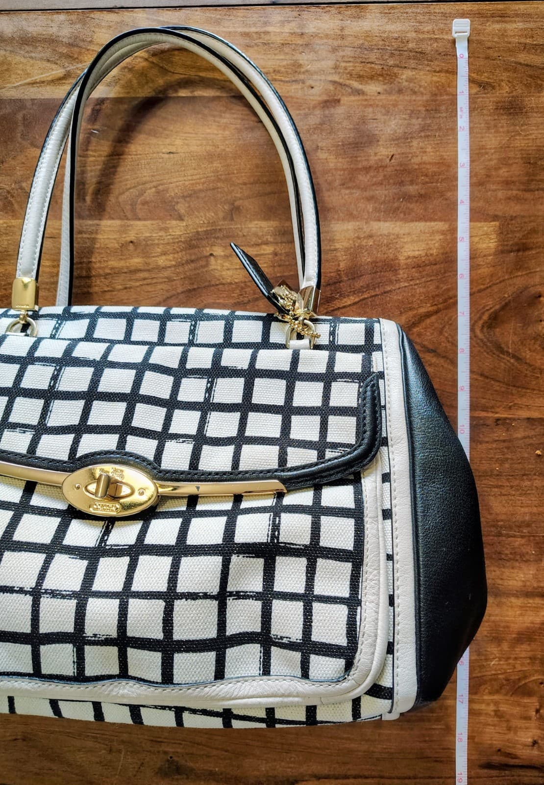 NWOT Coach White Black Madison Graphic Print Madeline Satchel Handbag MSRP $358