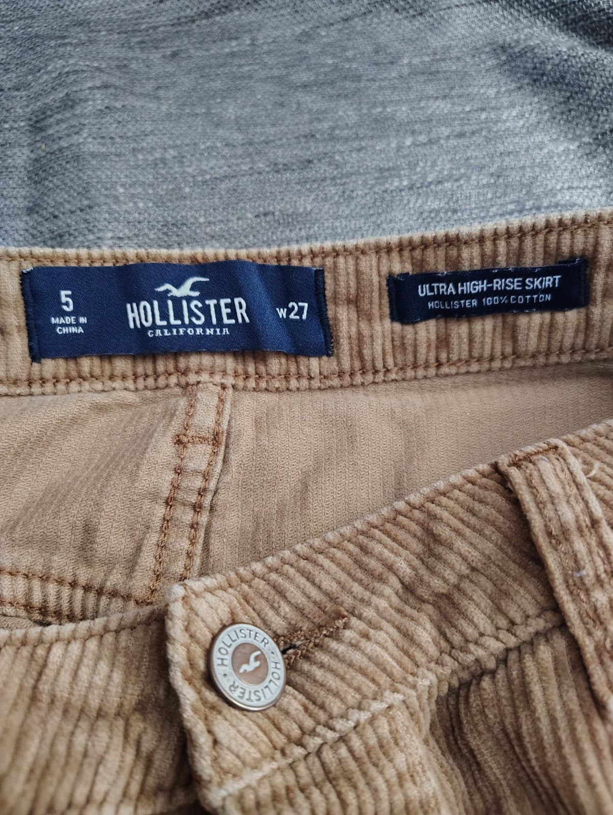 Hollister Women’s Size 27 Small Corduroy Ultra High Rise Mini Skirt Button Front