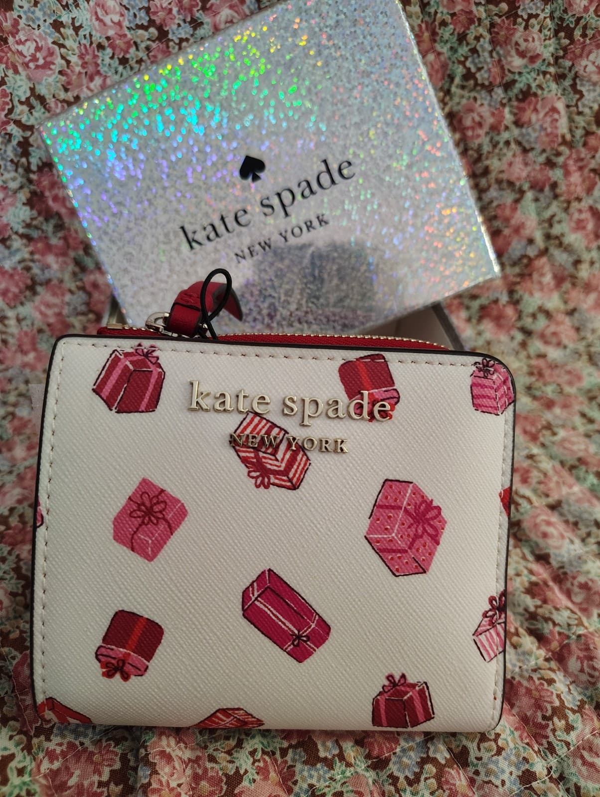 NWT Kate Spade Cameron Small Zip Bifold Wallet Printed Gifts Pink NIB $140