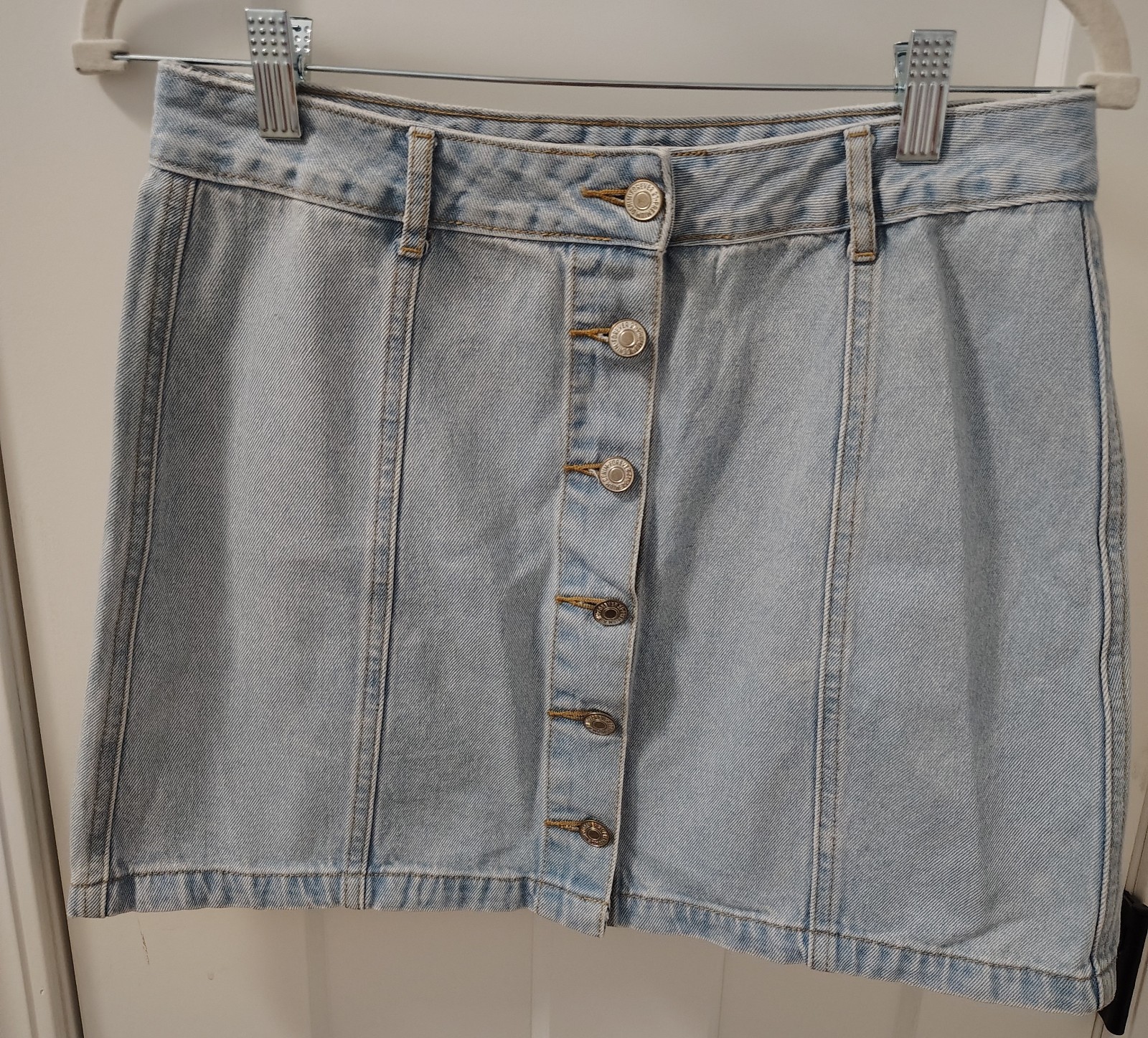 Forever 21 Mini Skirt Womens Size Medium Blue Denim Cotton Light Wash Button Up