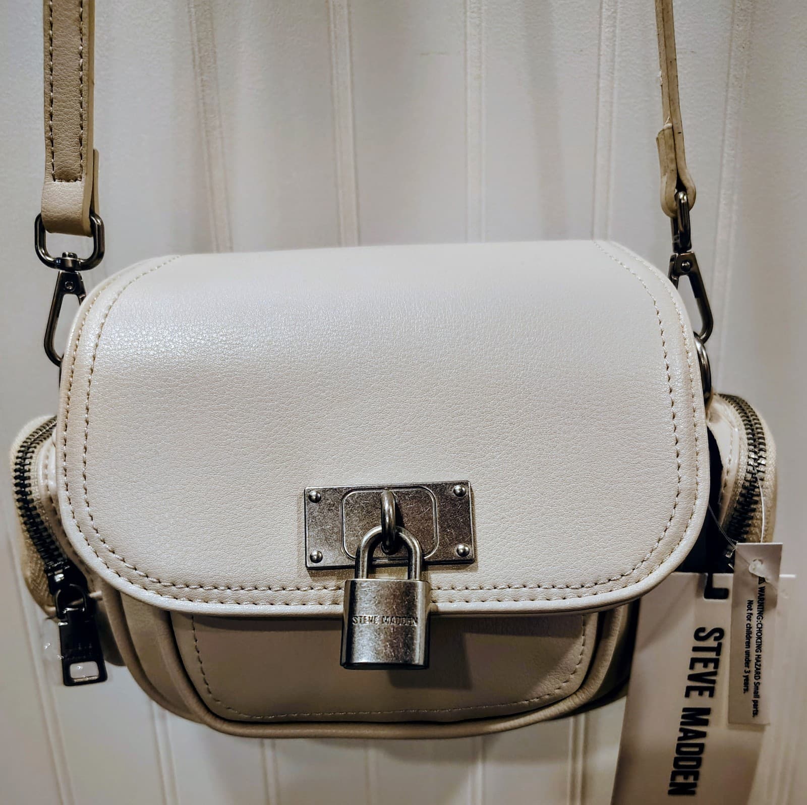 Steve Madden White Camera Crossbody Bag NWT $98