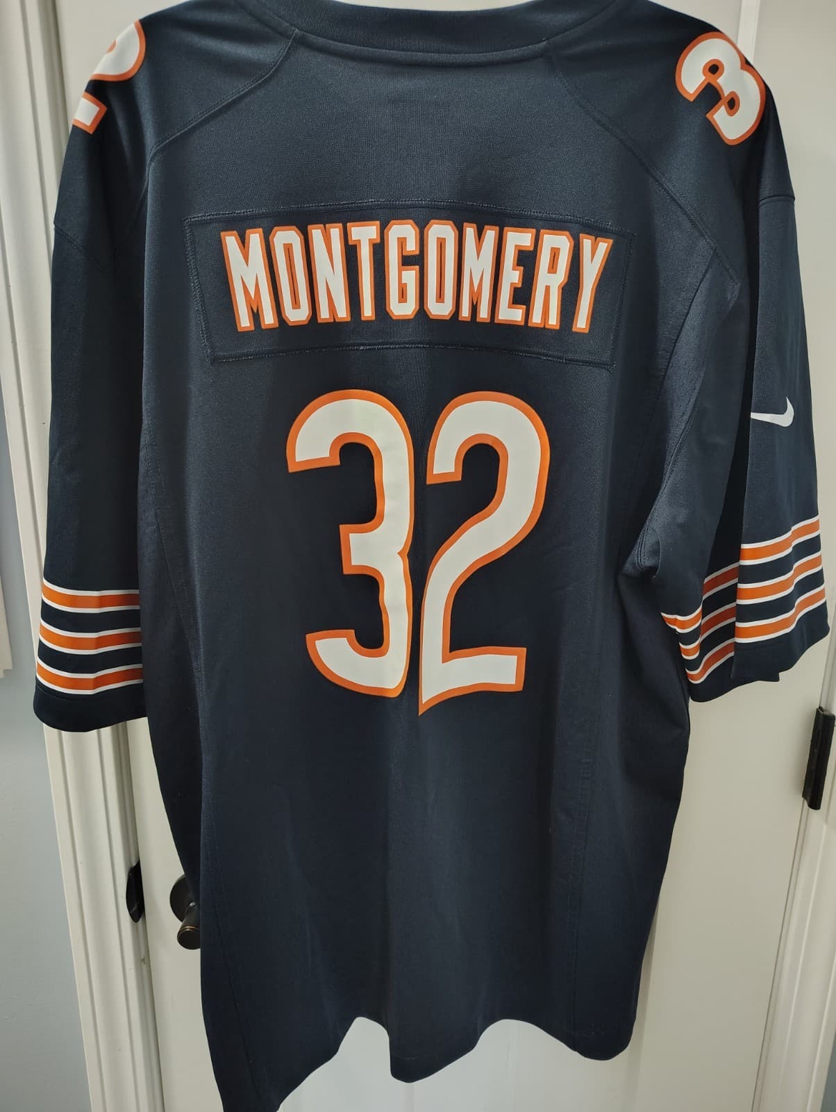 Chicago Bears Home Game Jersey for Men Size XL - Blue, Montgomery #32