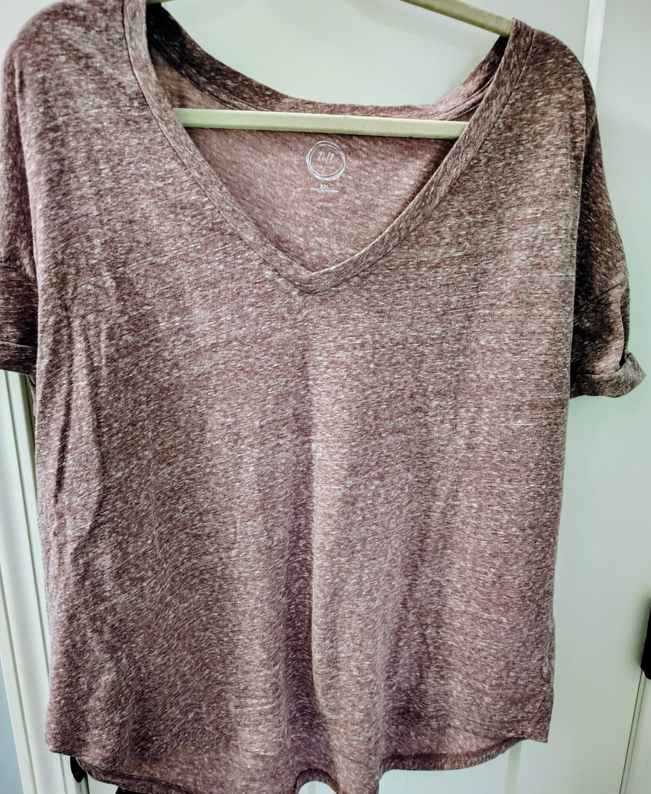 Maurices V neck T-shirt Heather Red Beige Cuffed Sleeves 2XL