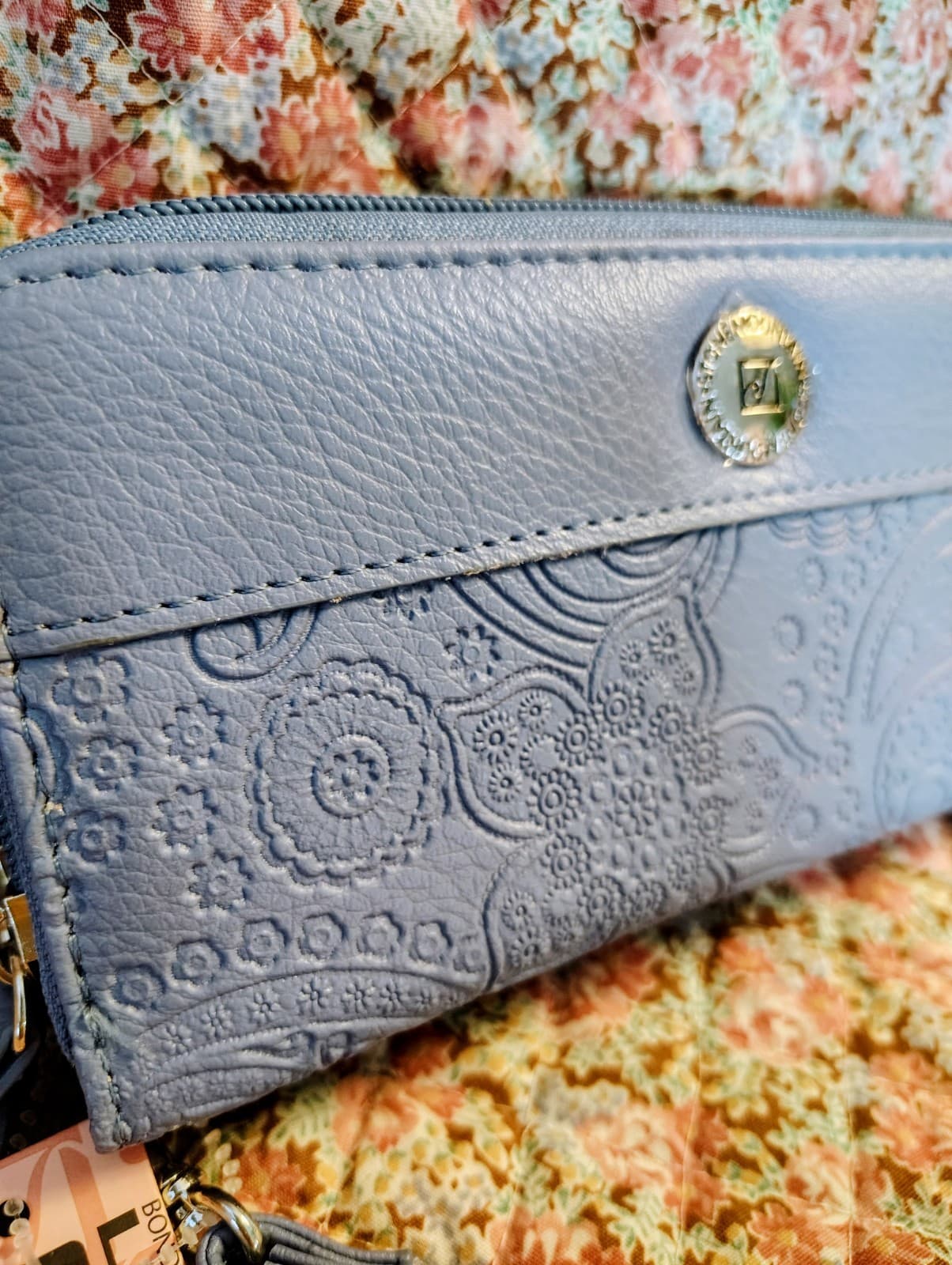 NWT Blue Stone Mountain Organizer Leather Wallet With Strap MSRP $88