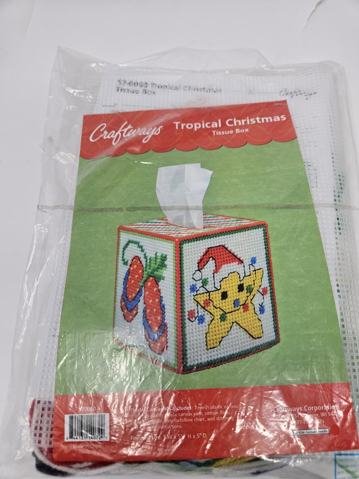 Craftways "Tropical CHRISTMAS " Plastic Canvas Tissue Box Cover Kit-sealed
