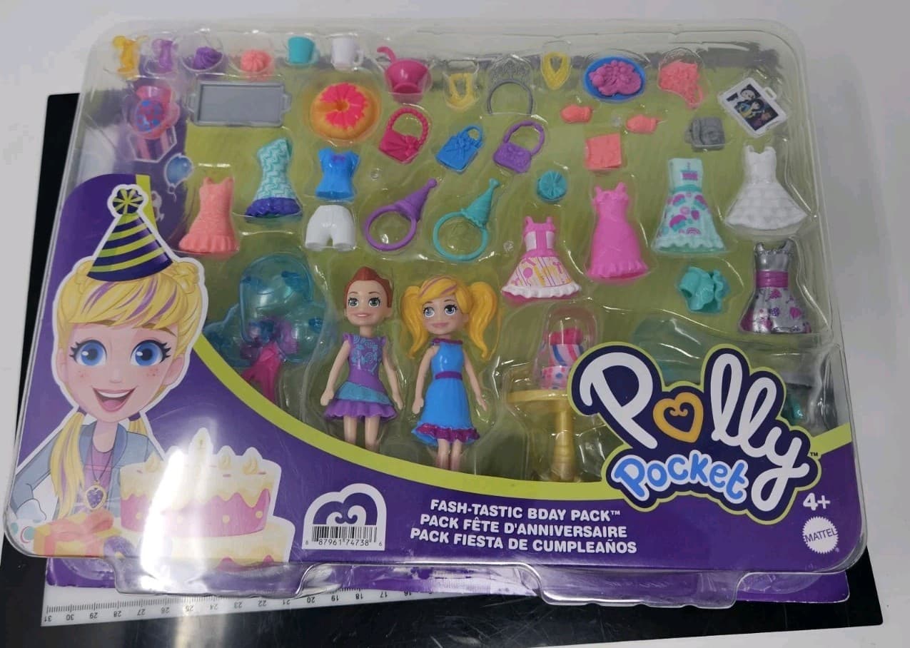 Polly Pocket Birthday Party Pack - Over 30 Birthday-Themed Fashions and Acc.